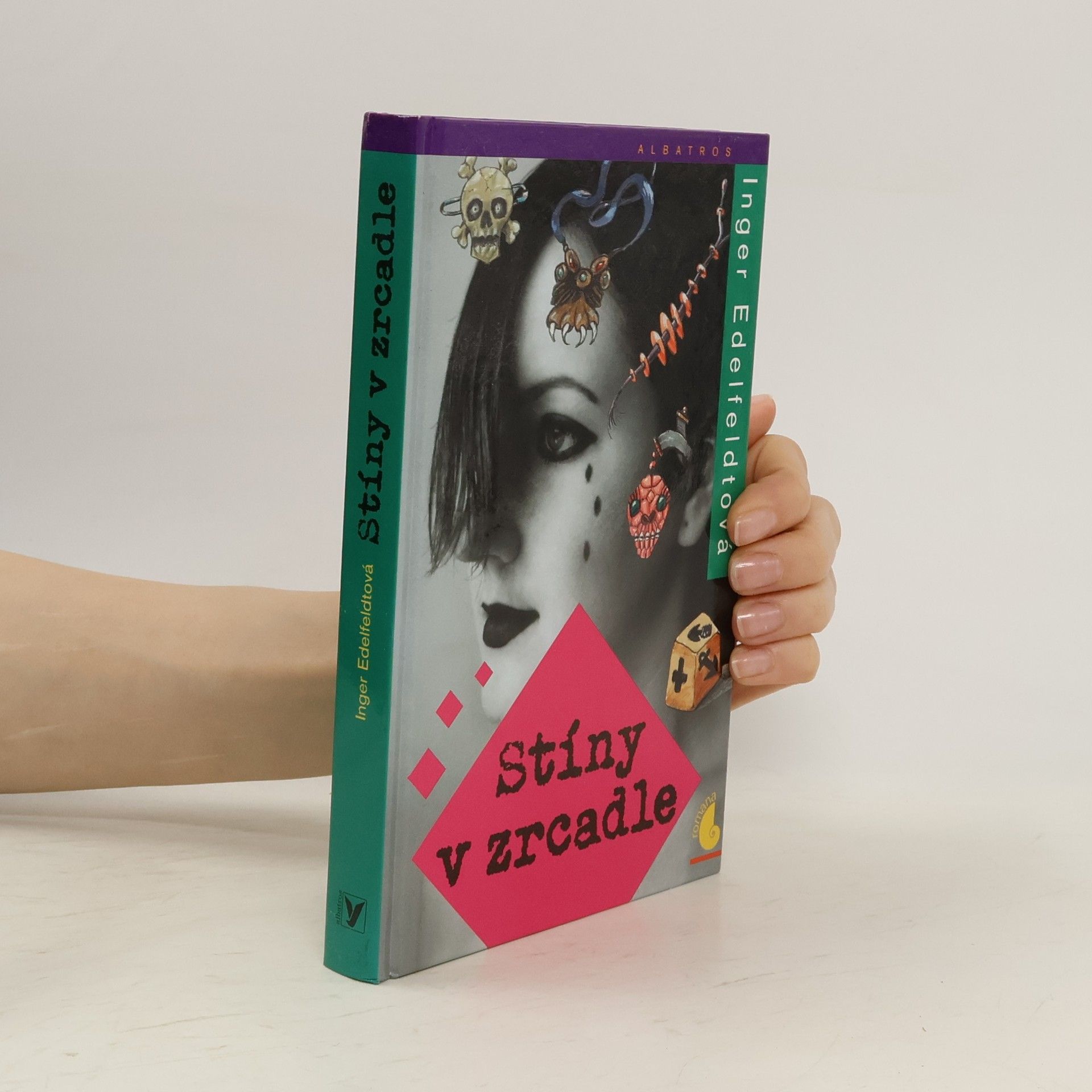 Inger Edelfeldt Stíny v zrcadle