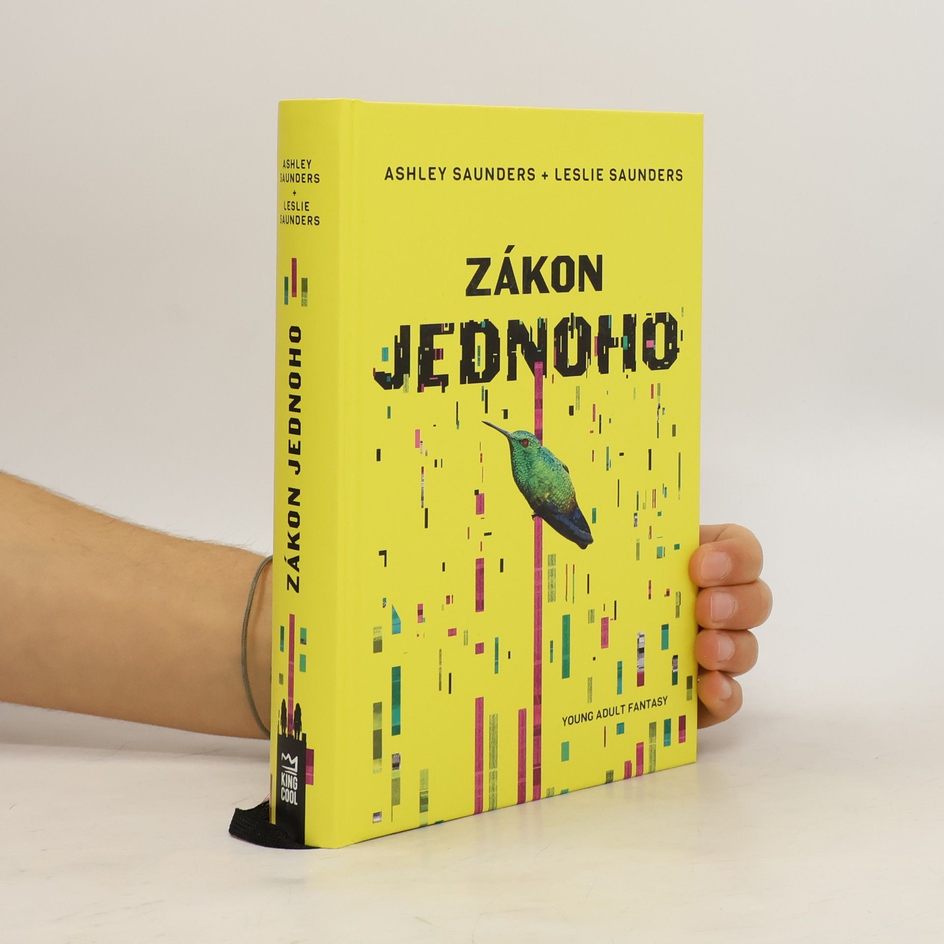 Ashley Saunders Zákon jednoho