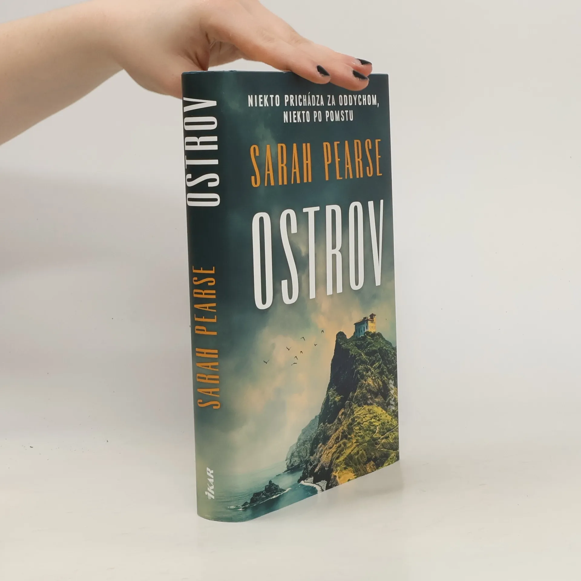 Ostrov | Kniha | pevná | Sarah Pearse