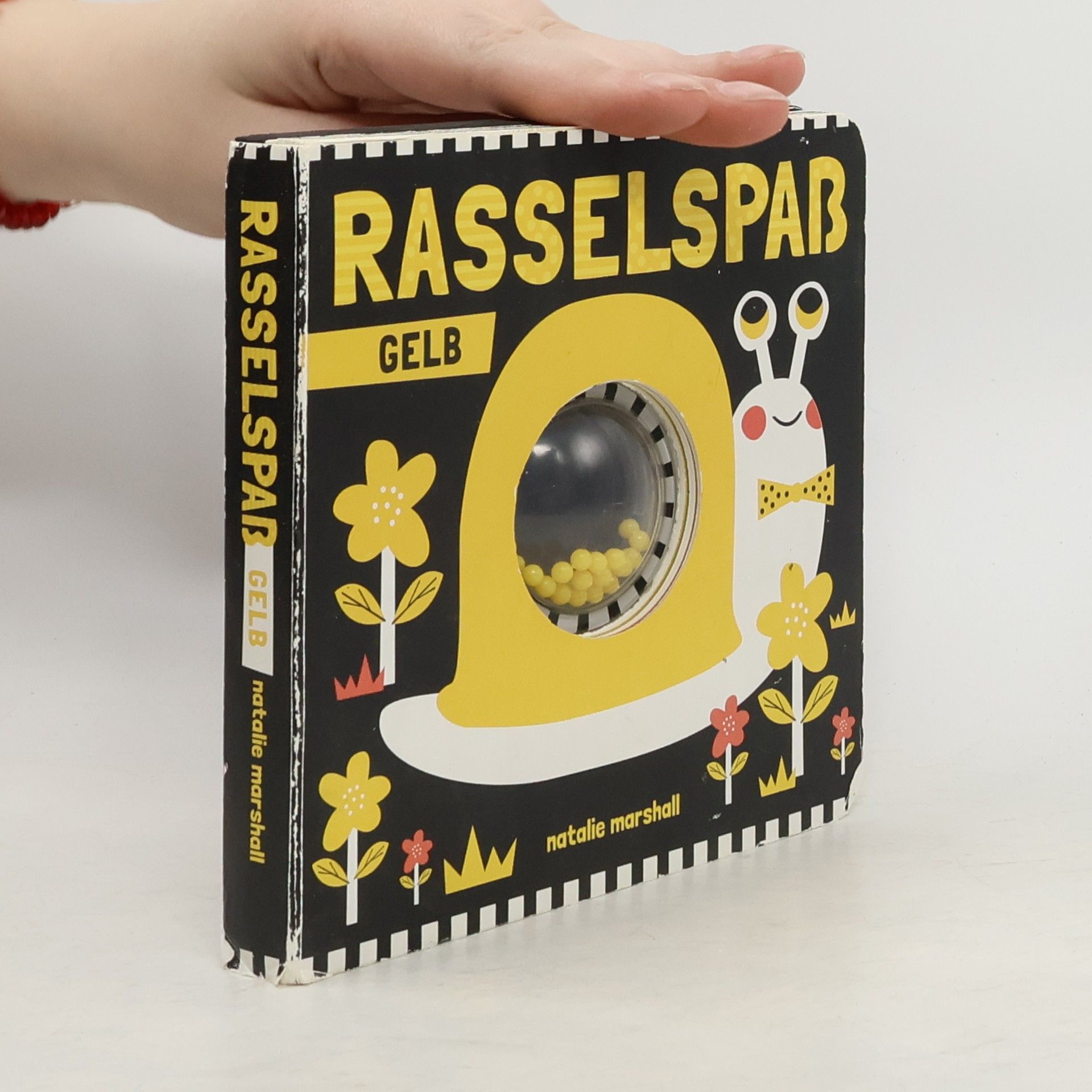 Natalie Marshall Rasselspa Gelb