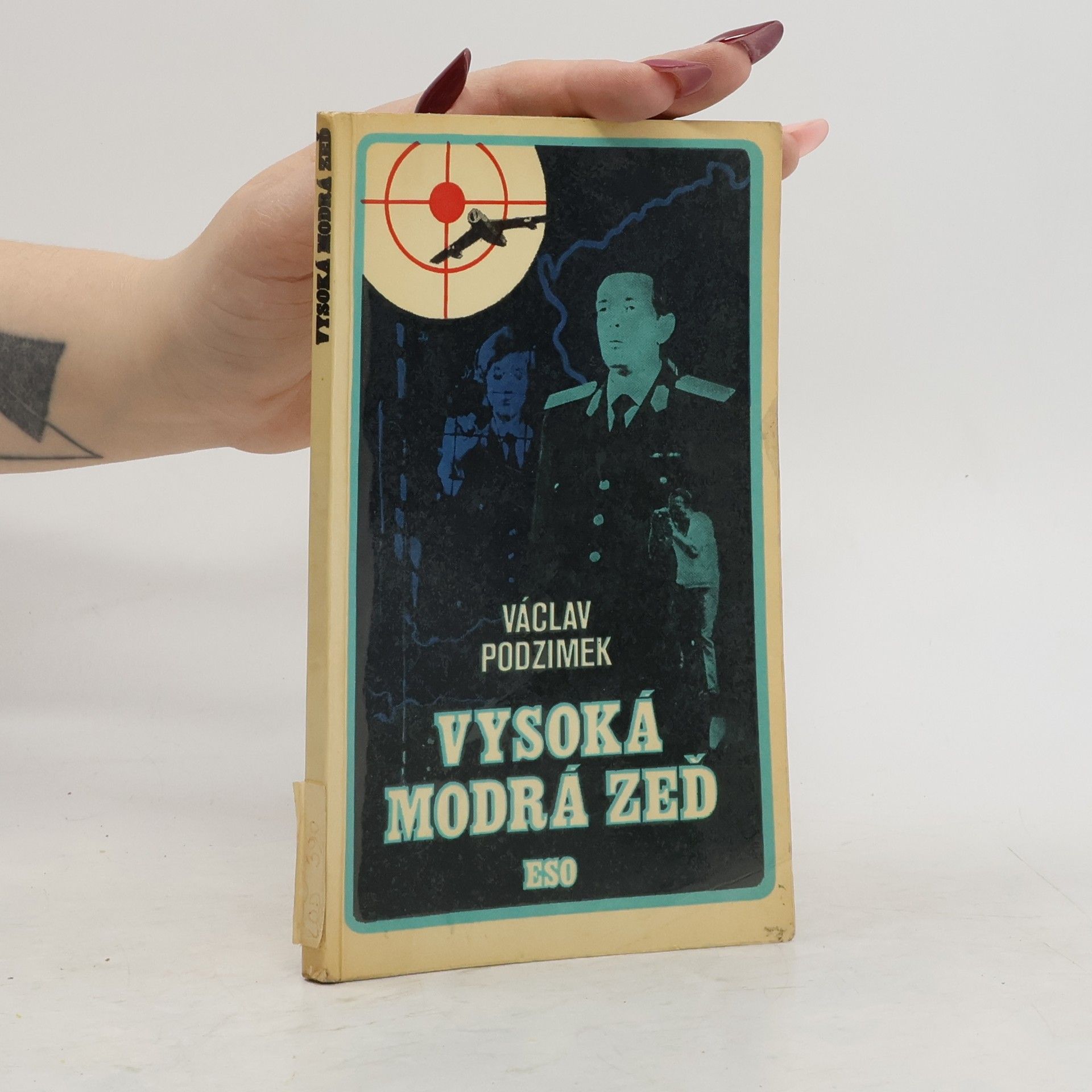 Václav Podzimek Vysoká modrá zeď