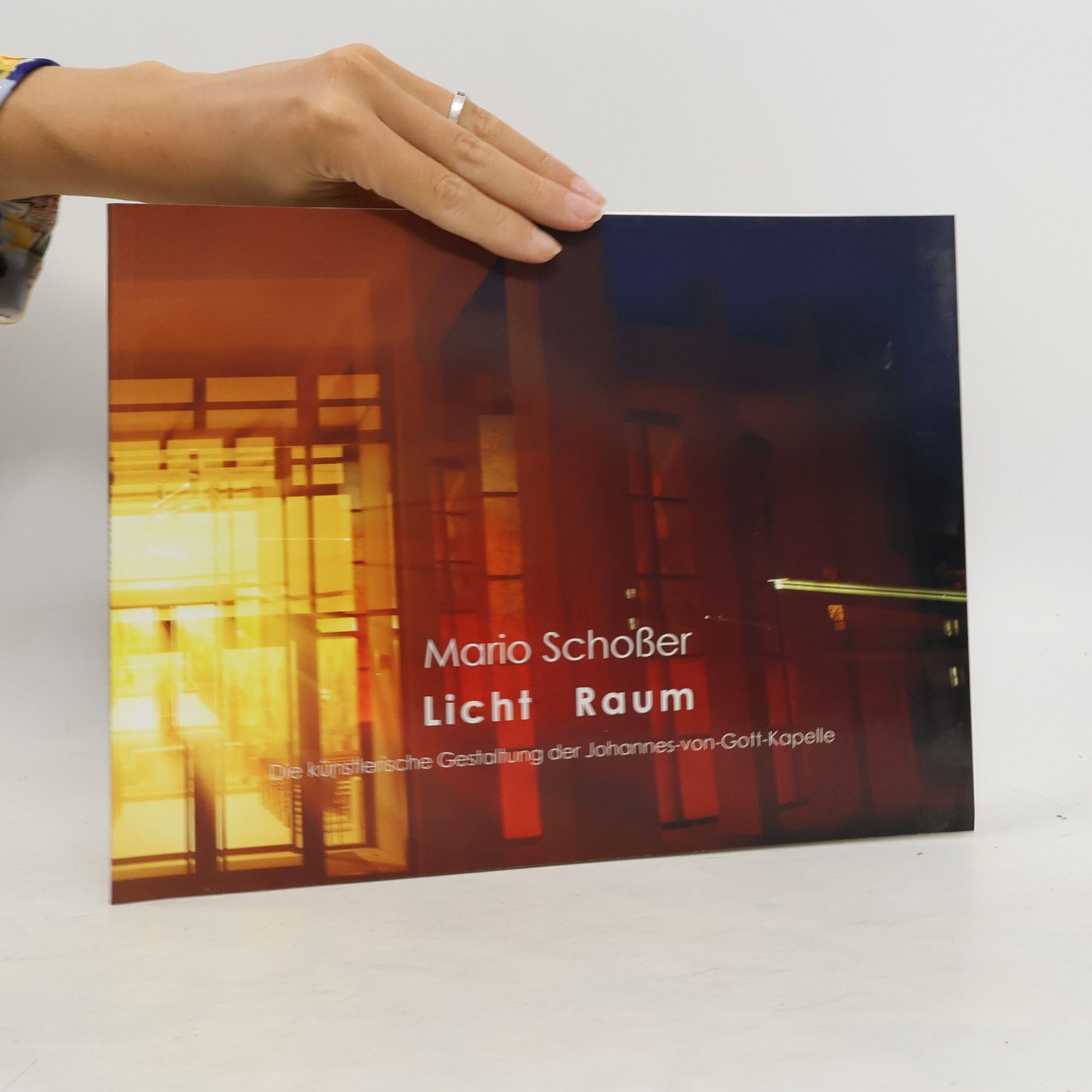 Mario Schoßer Licht, Raum