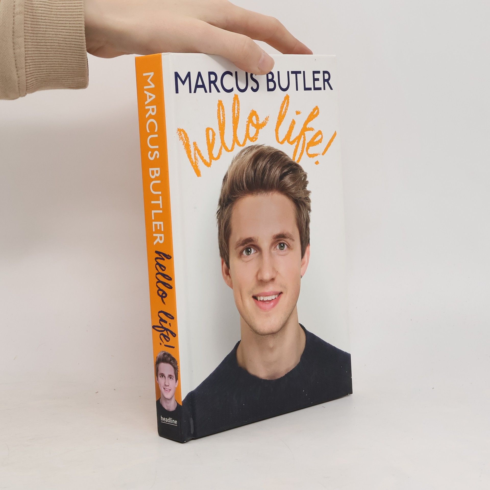 Marcus Butler Hello life!
