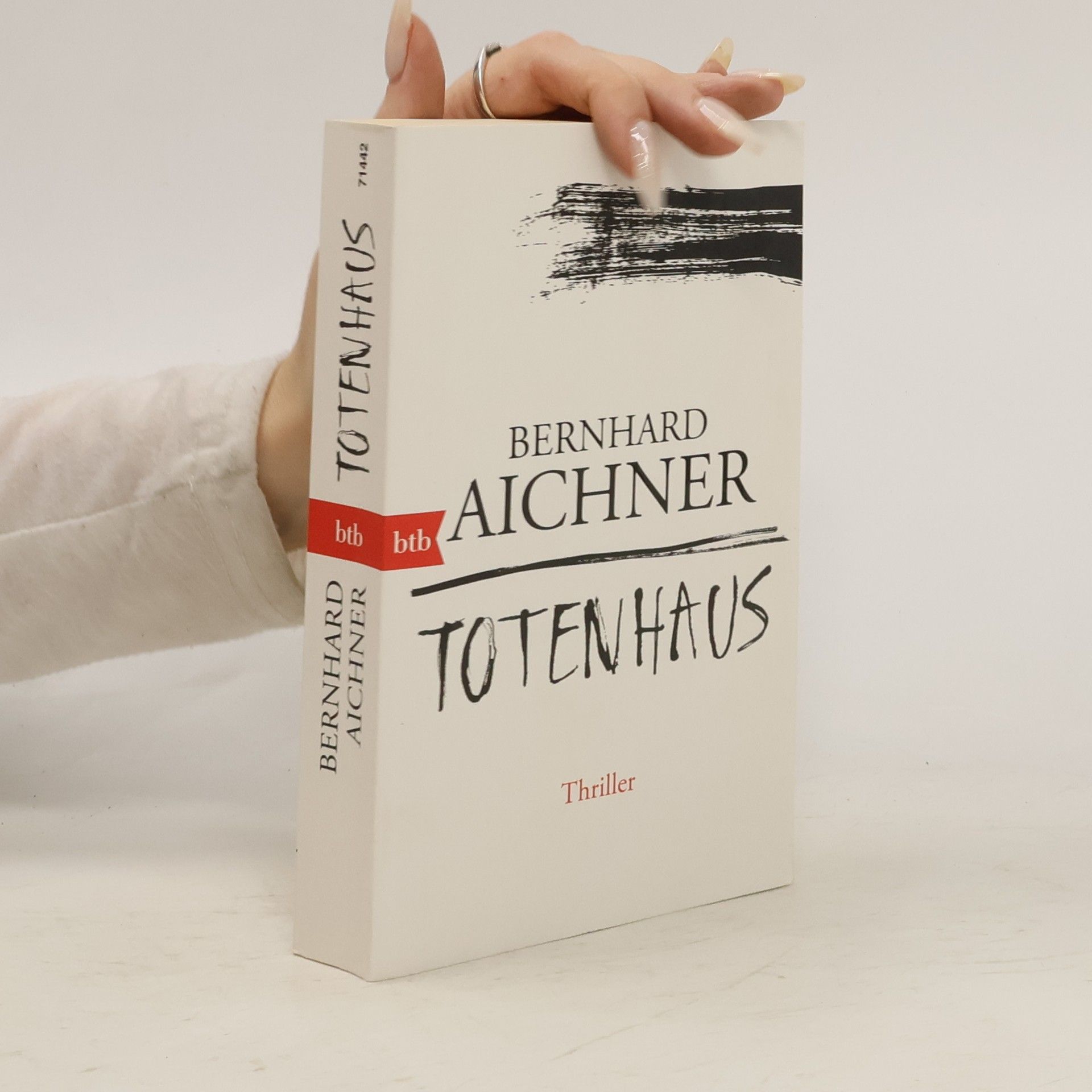 Bernhard Aichner Totenhaus