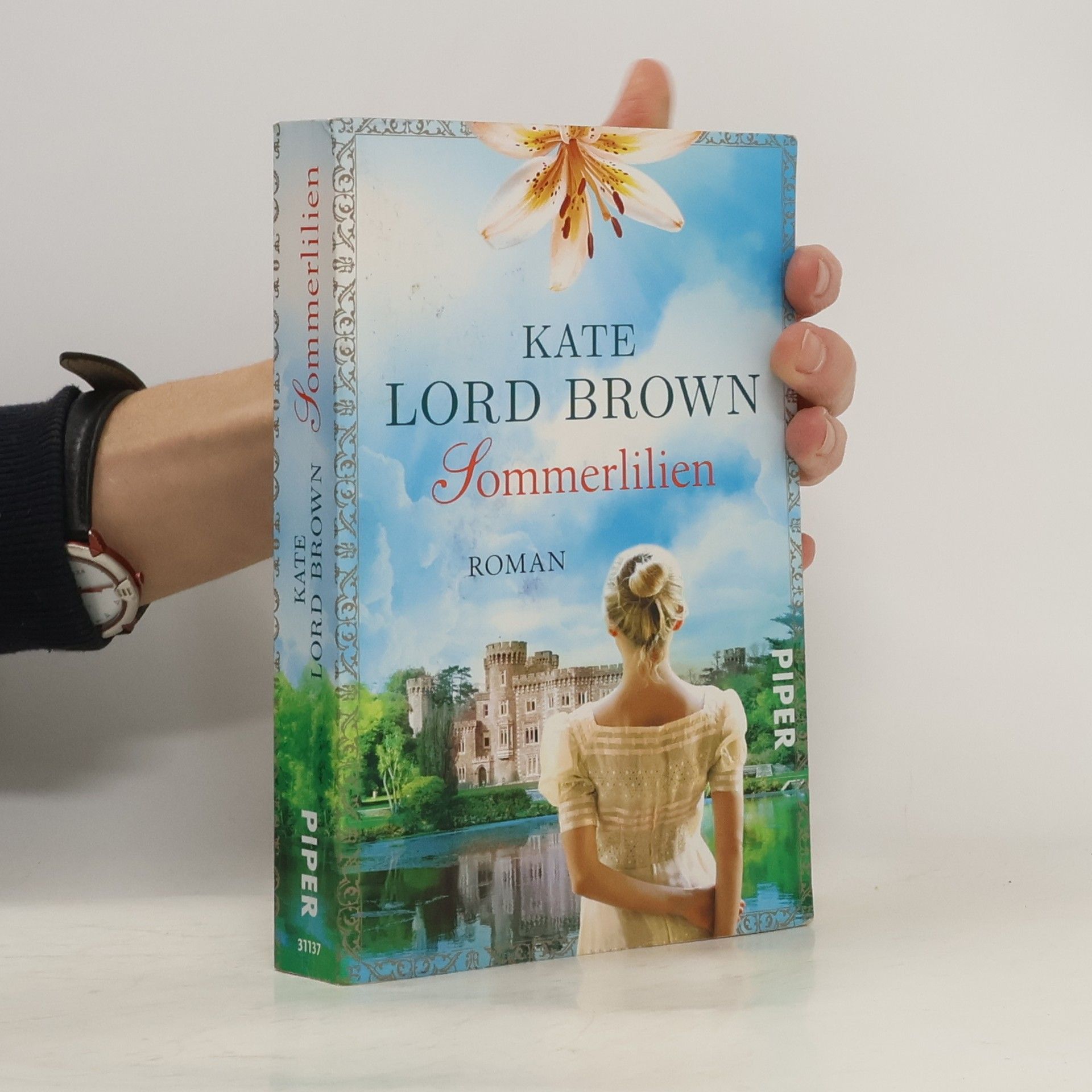 Kate Lord Brown Sommerlilien