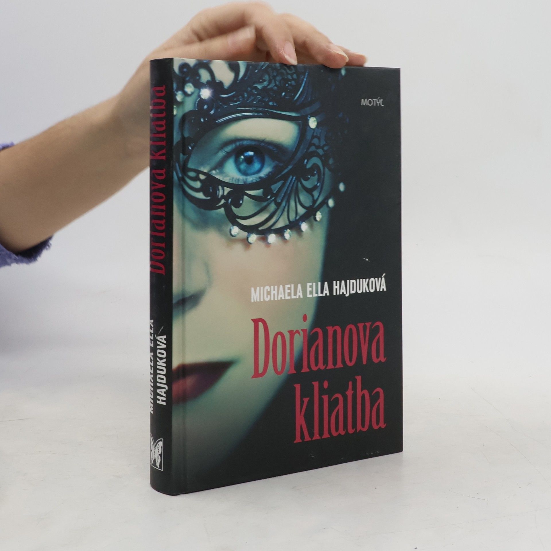 Michaela Ella Hajduková Dorianova kliatba