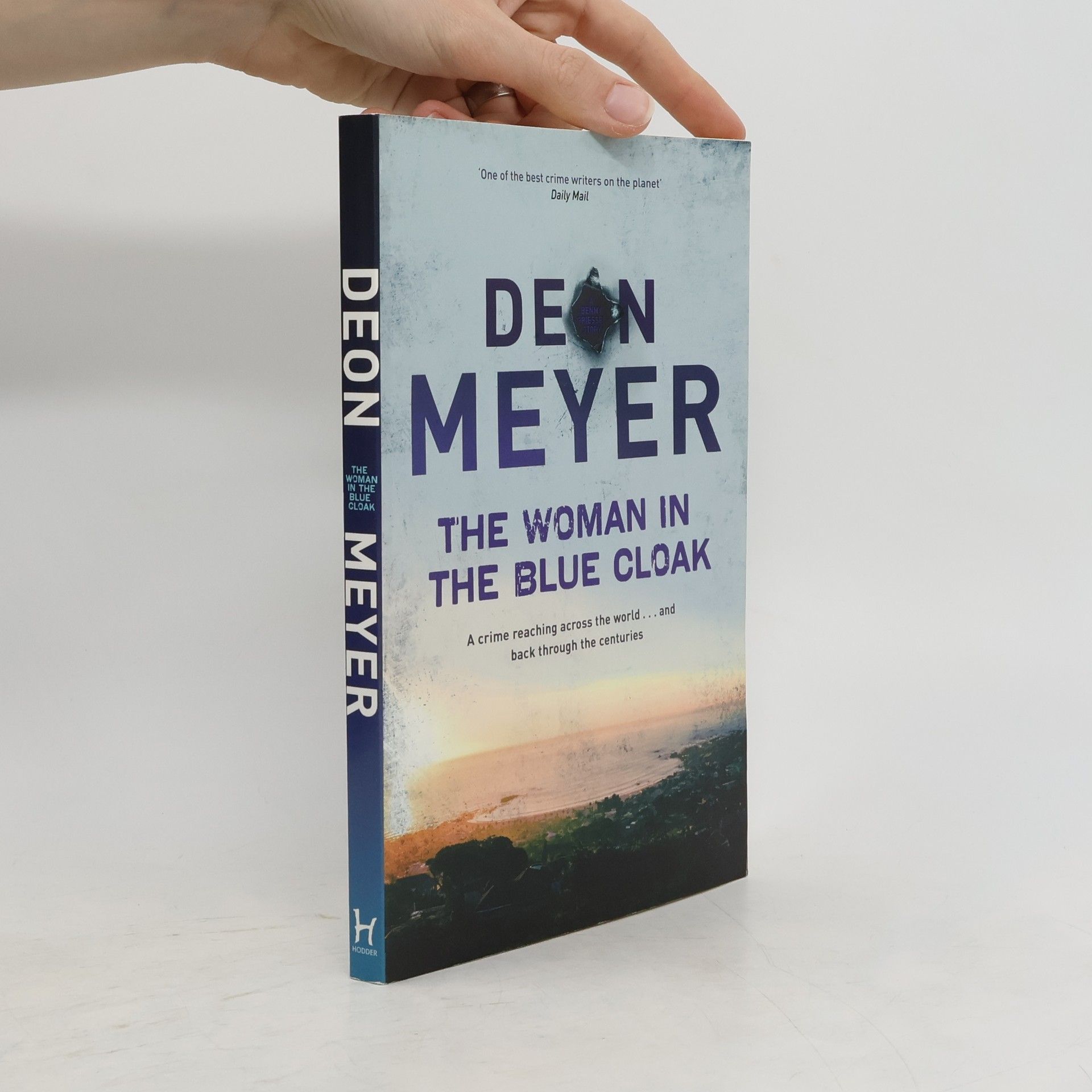 Deon Meyer The Woman in the Blue Cloak