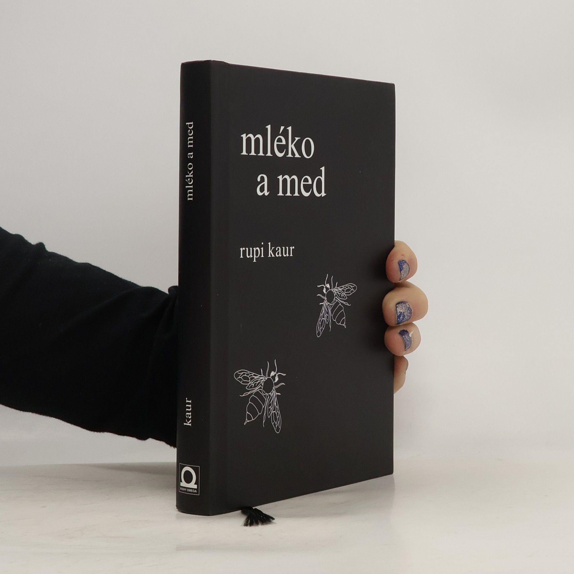 Rupi Kaur Mléko a med