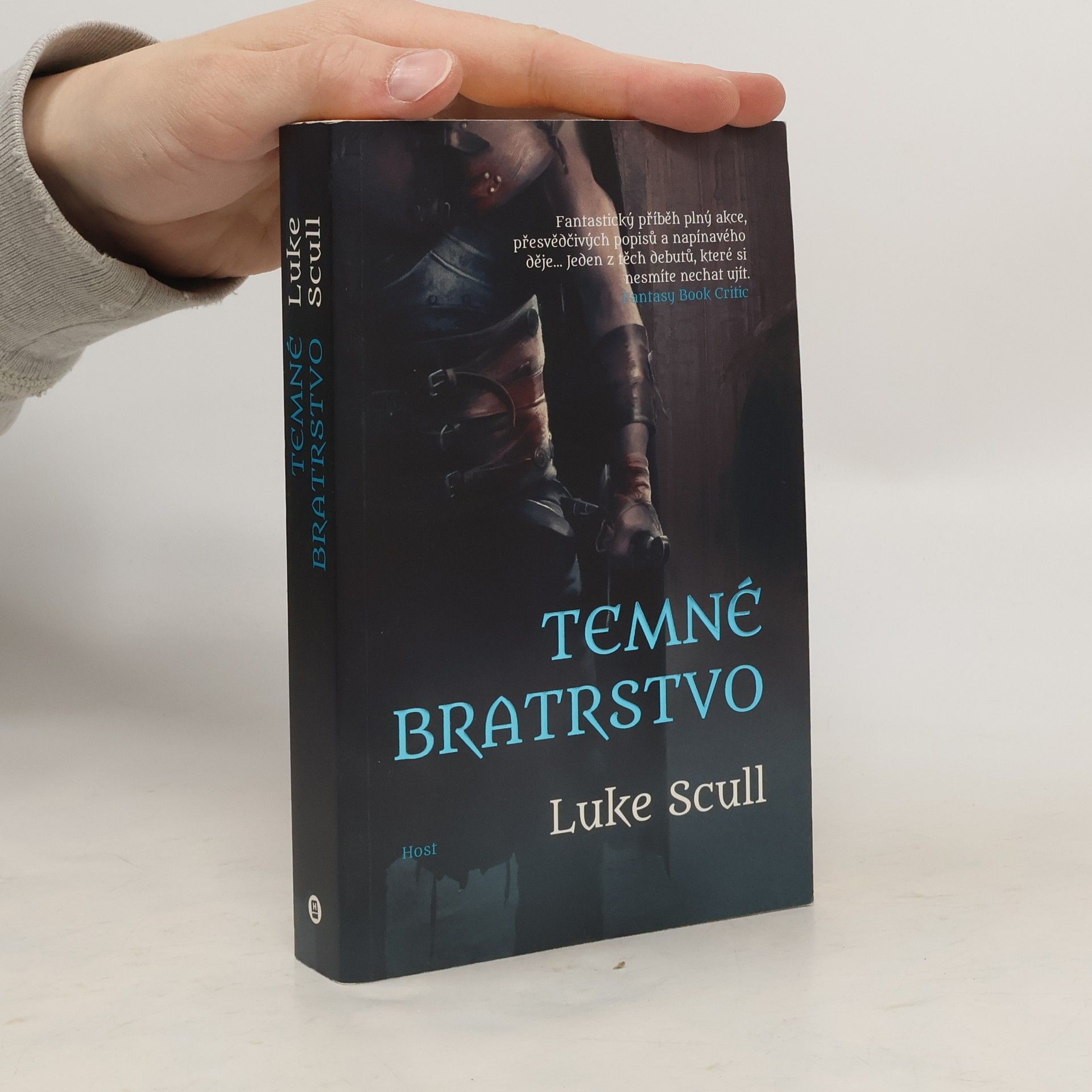 Luke Scull Temné bratrstvo
