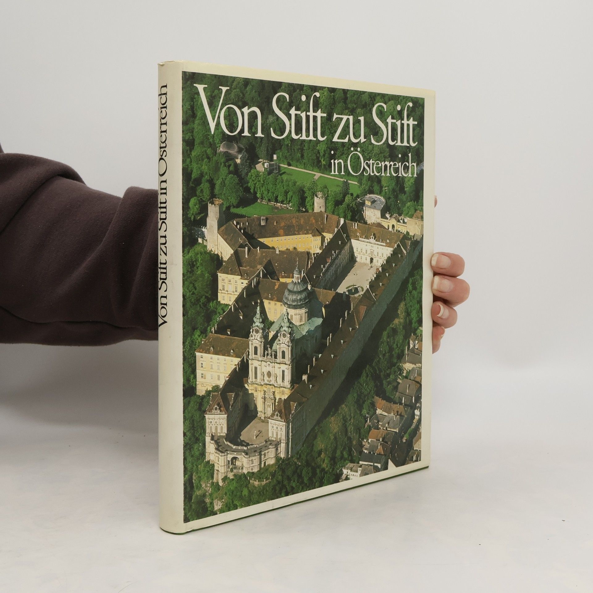 Gerhard Stenzel Von Stift zu Stift in Österreich