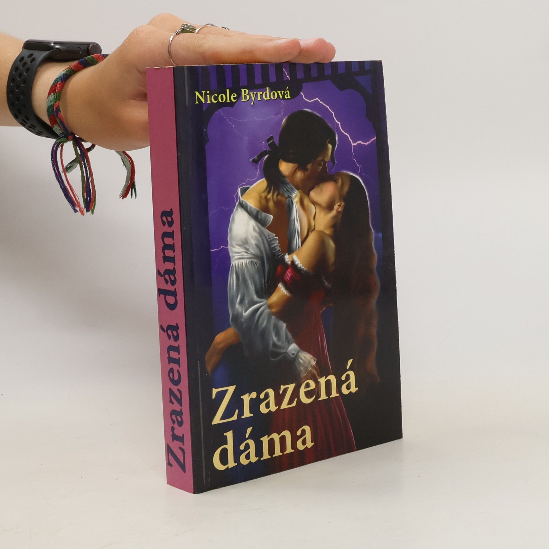 Nicole Byrd Zrazená dáma