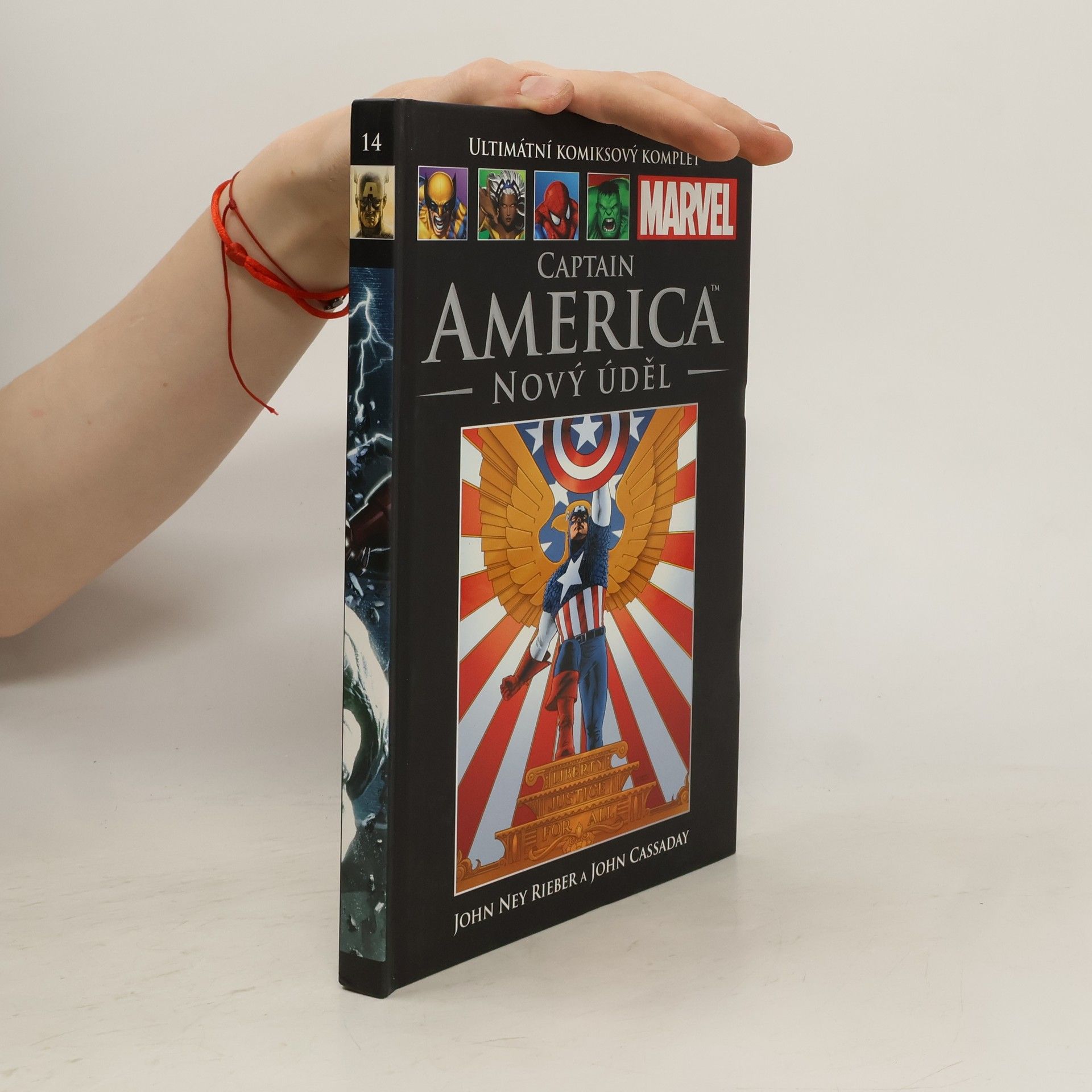 John Cassaday Ultimátní komixový komplet 14. Captain America. Nový úděl