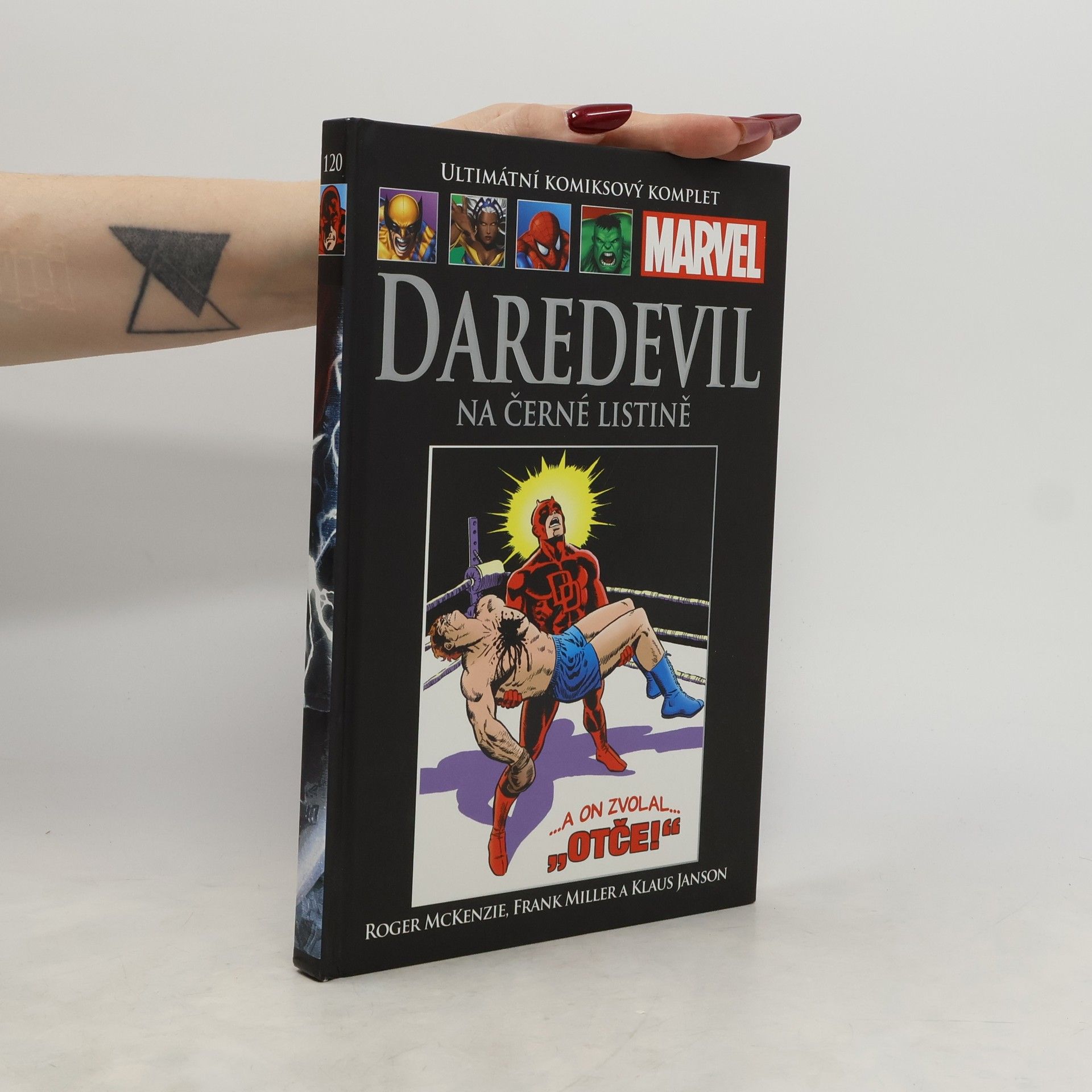 Frank Miller Ultimátní komiksový komplet 120. Daredevil: Na černé listině