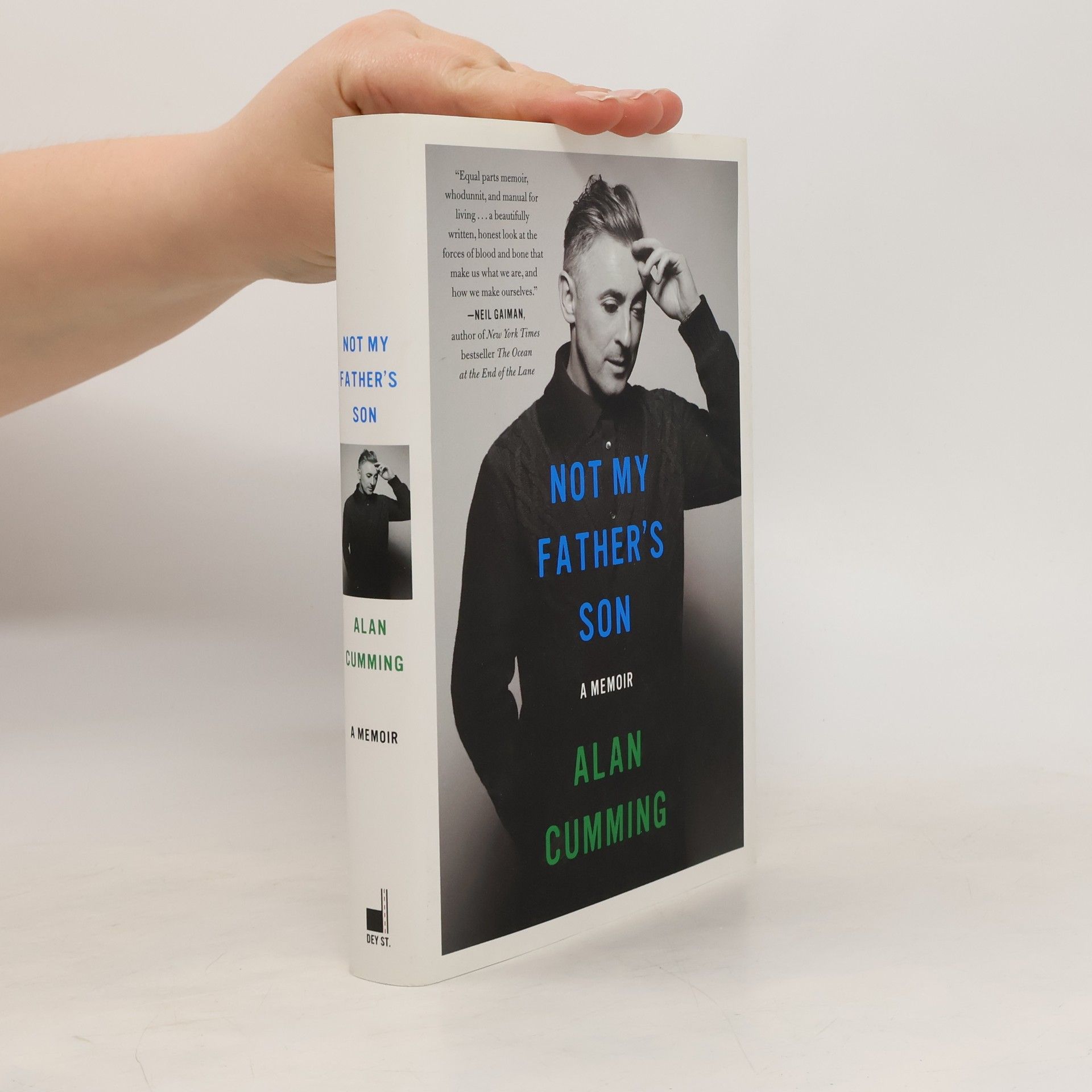 Alan Cumming Not My Father's Son. A Memoir
