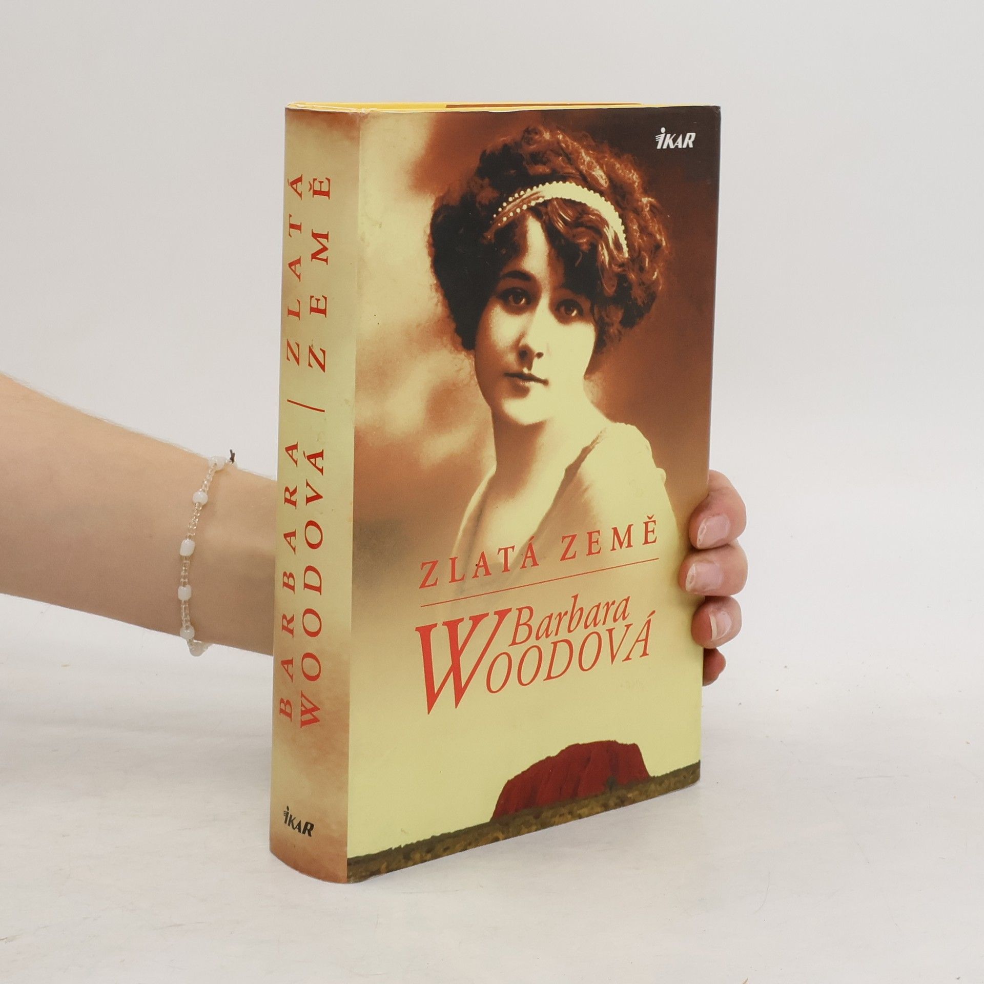 Barbara Wood Zlatá země