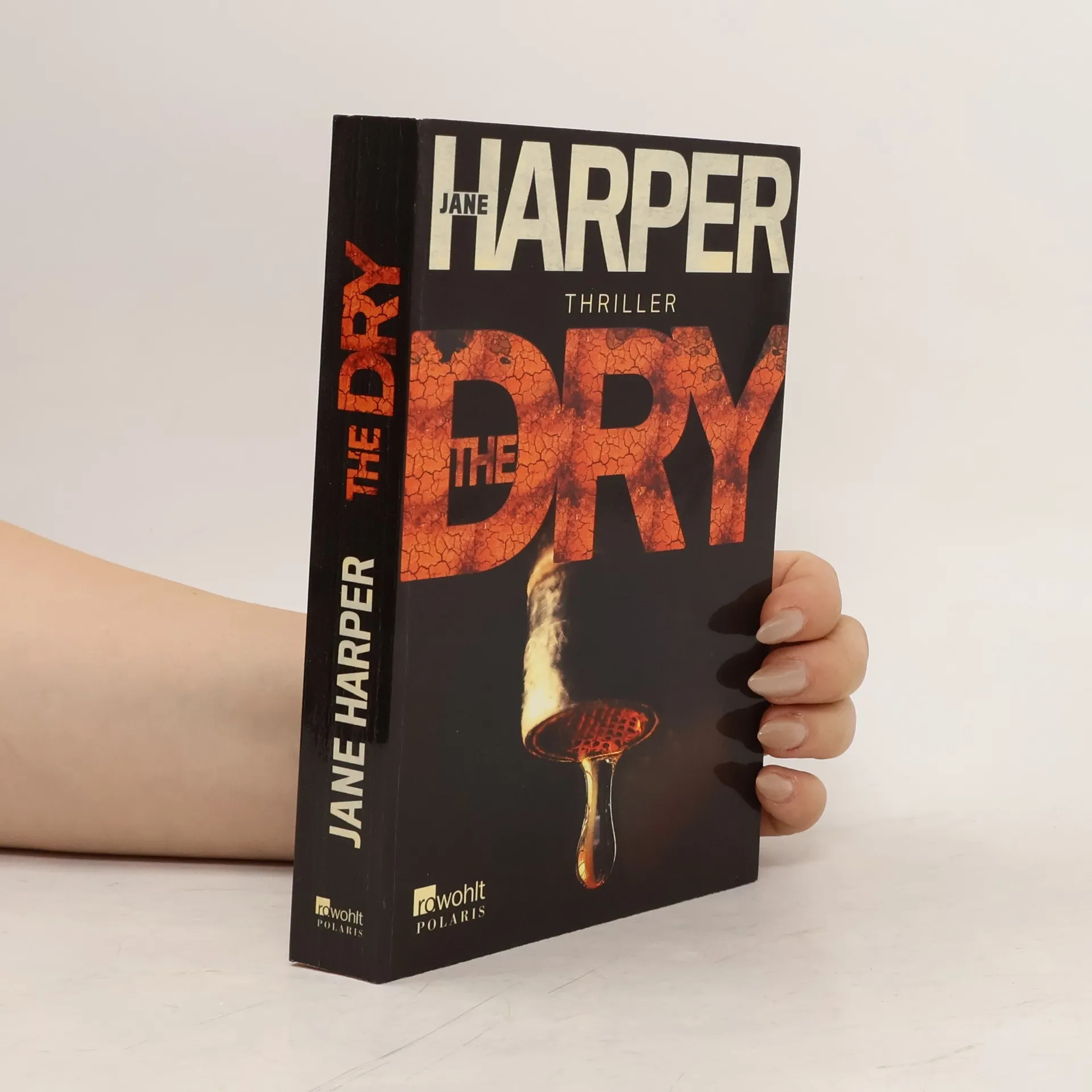 The Dry | Book | Jane Harper | DE