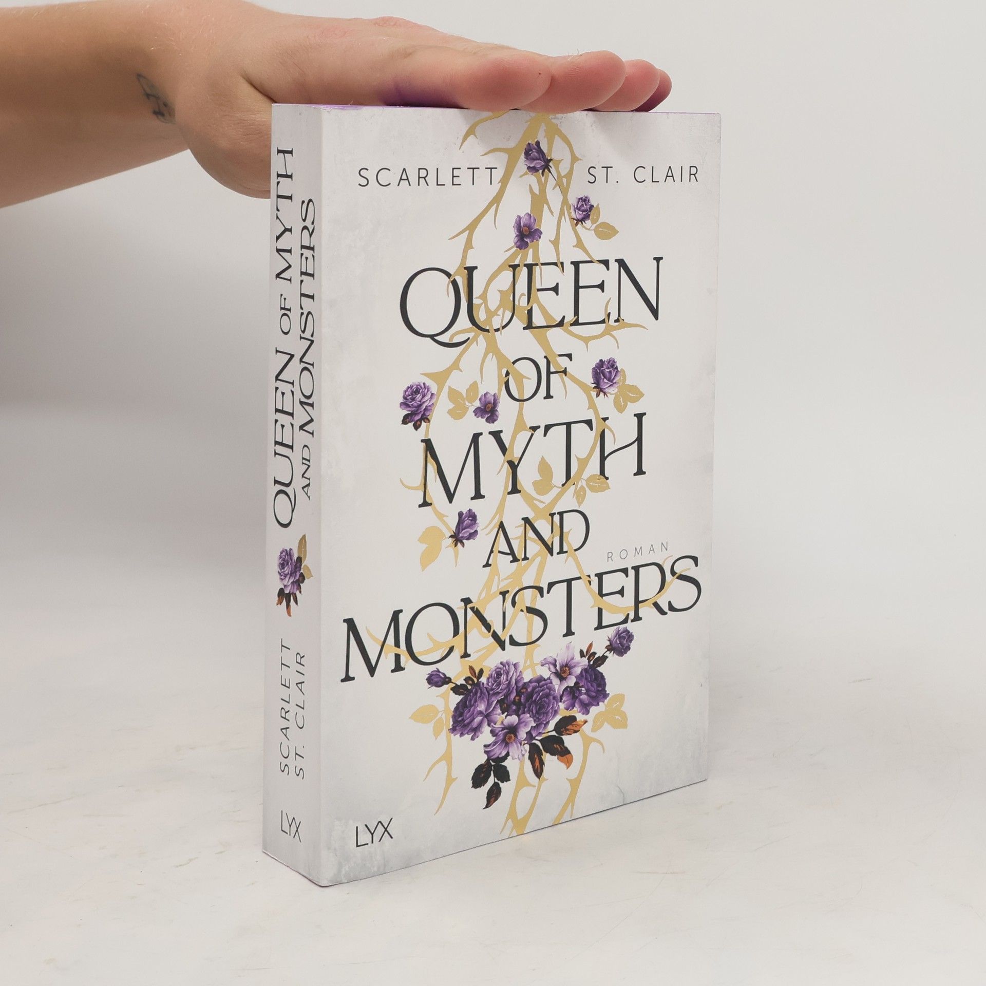 Scarlett St. Clair Queen of Myth and Monsters