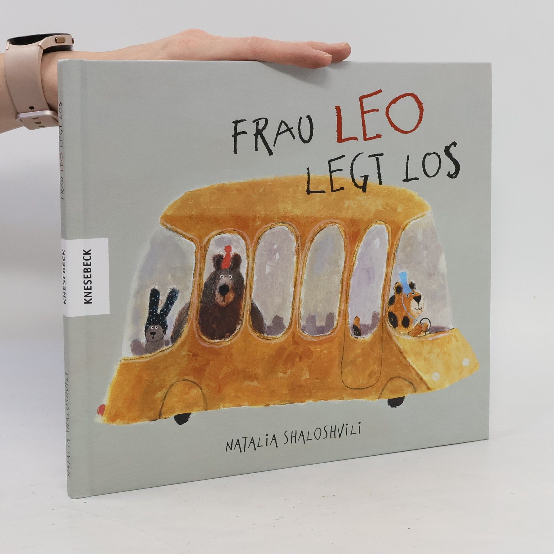 Natalia Shaloshvili Frau Leo legt los
