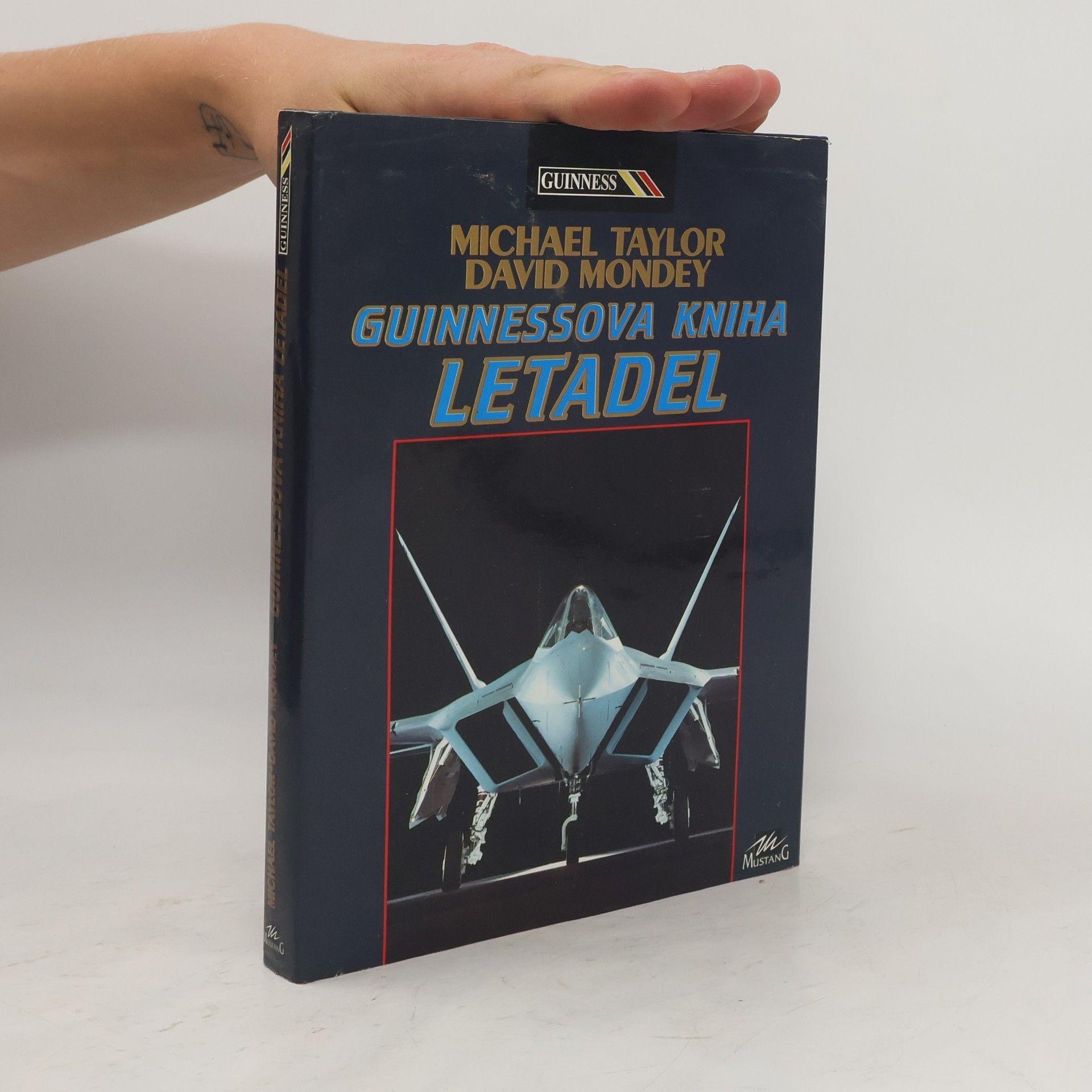 Michael J. H. Taylor Guinnessova kniha letadel