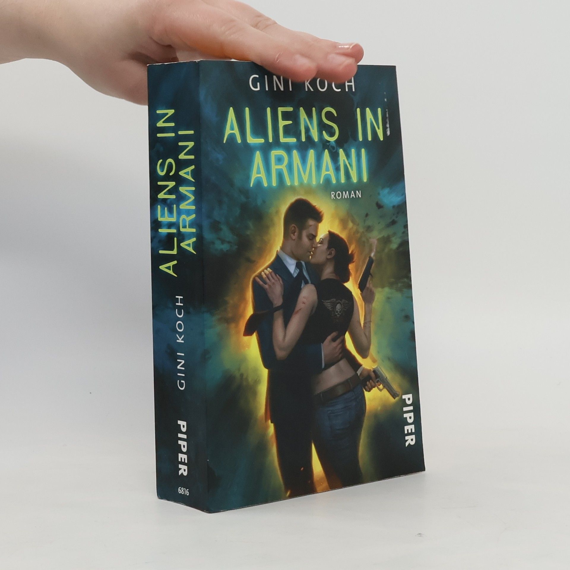 Gini Koch Aliens in Armani