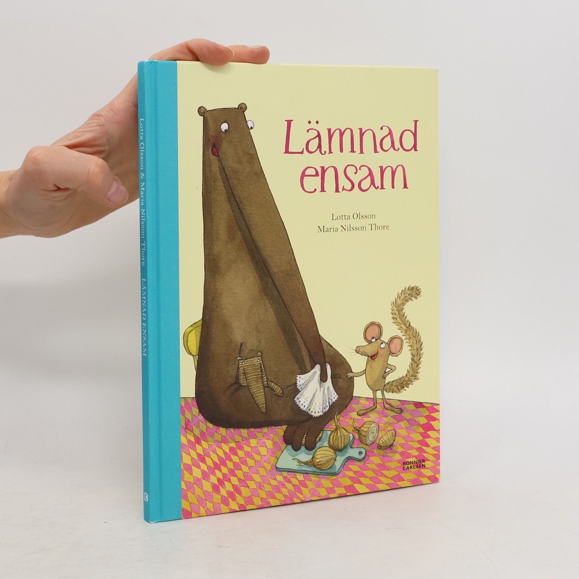 Lotta Olsson Lämnad ensam
