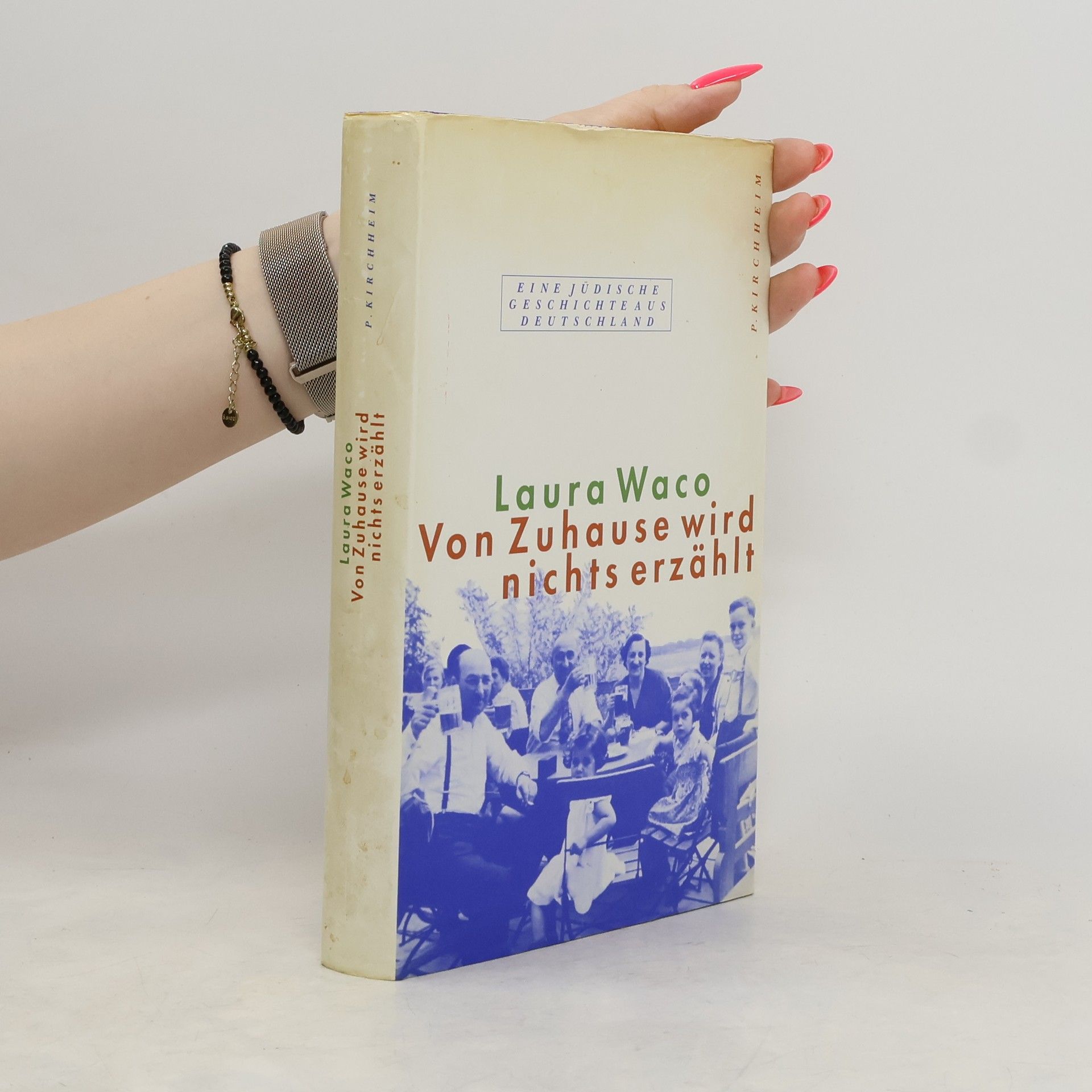 Laura Waco Von Zuhause wird nichts erzählt