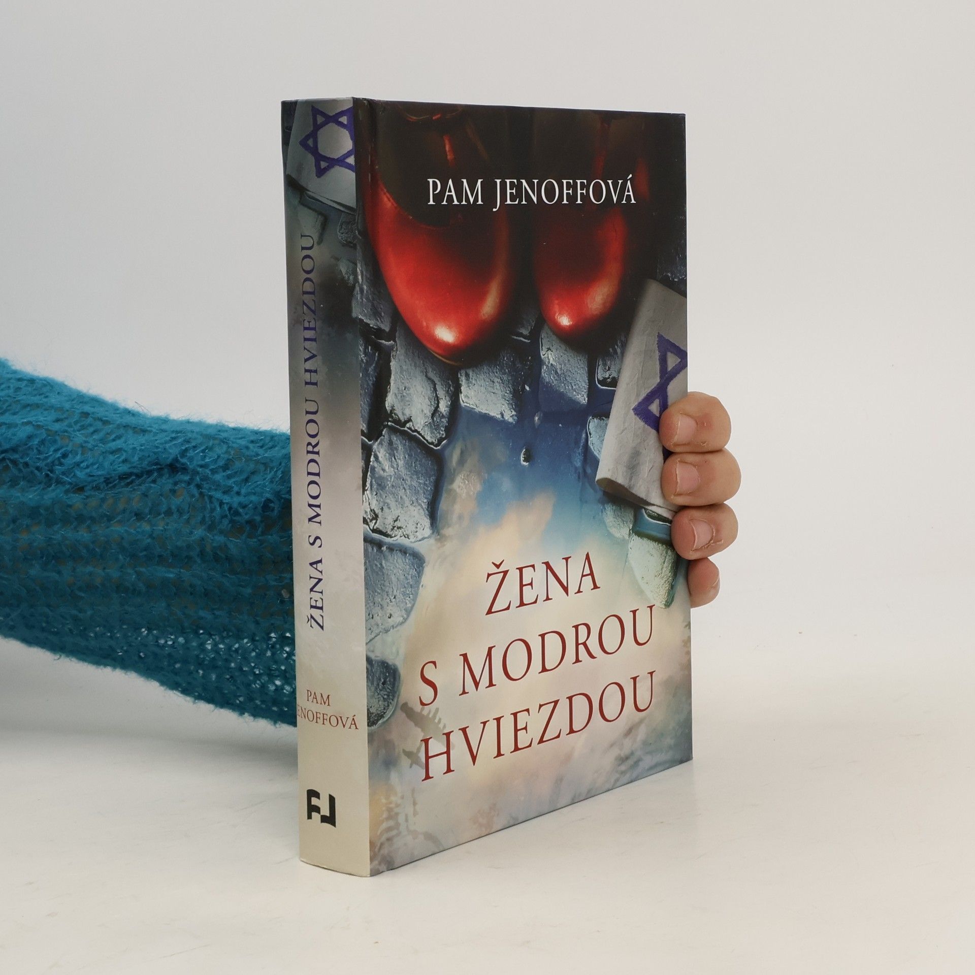 Pam Jenoff Žena s modrou hviezdou