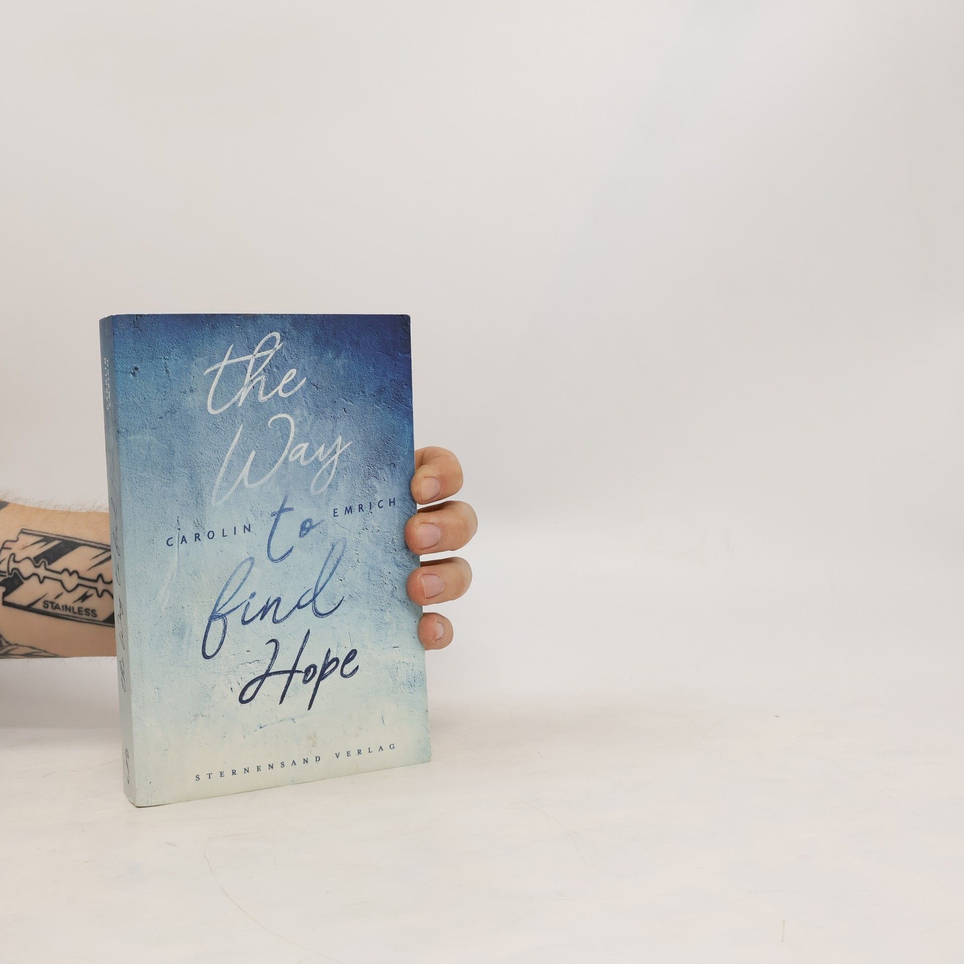 Carolin Emrich The way to find hope