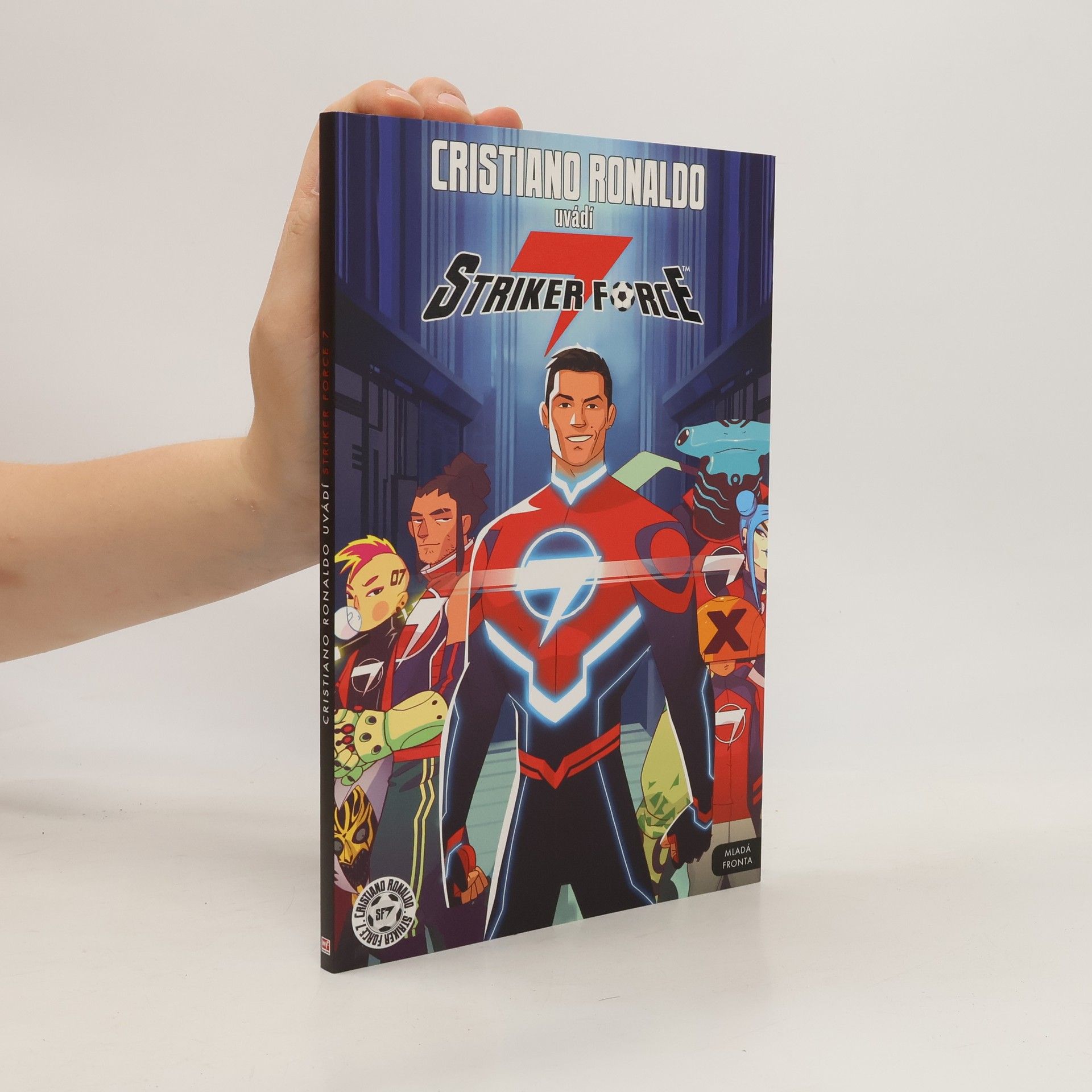 Cristiano Ronaldo uvádí Striker Force 7