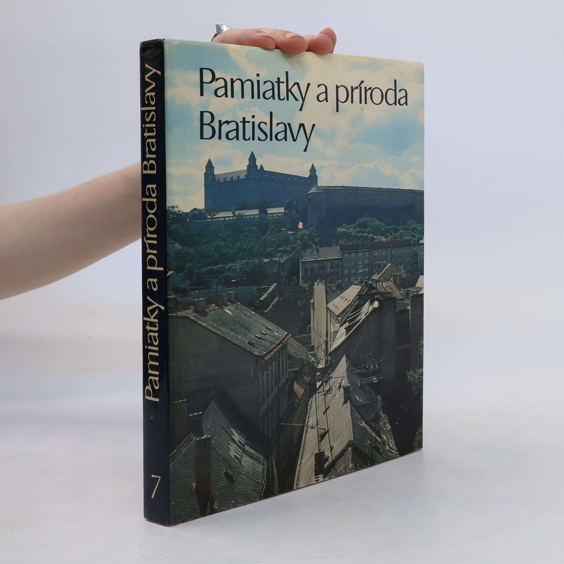 kolektiv Pamiatky a príroda Bratislavy 7