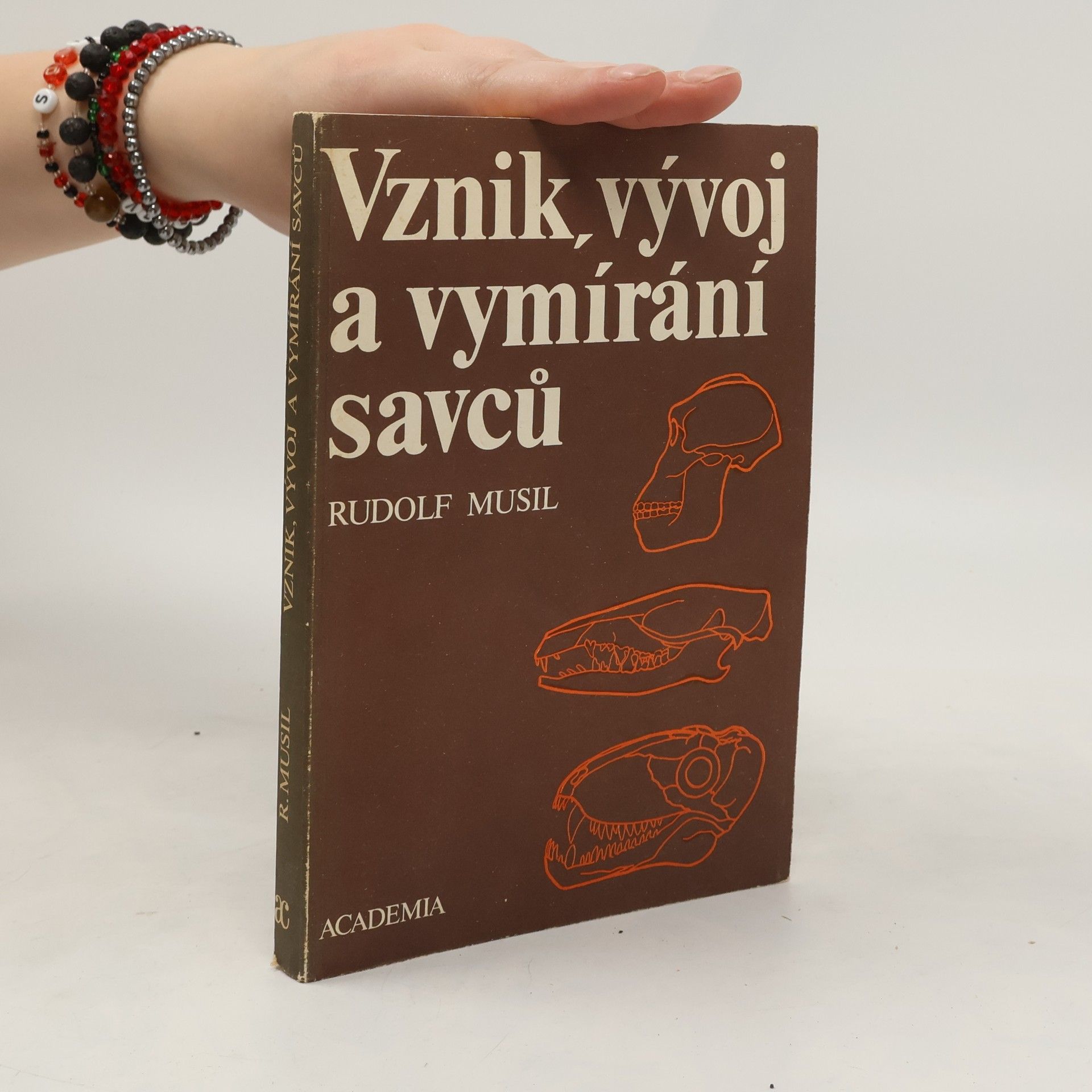 Rudolf Musil Vznik, vývoj a vymírání savců