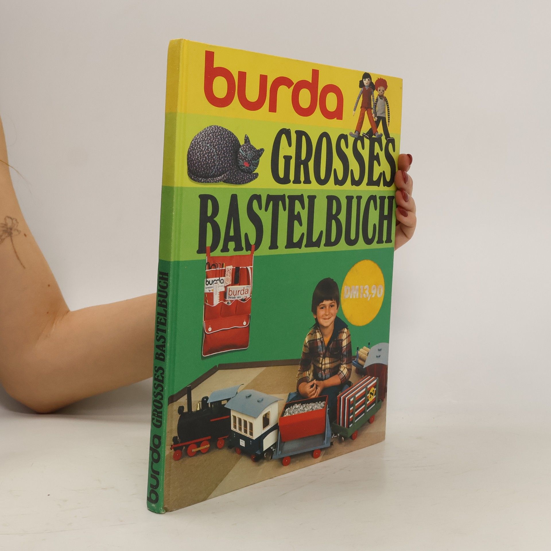 kolektiv Grosses Bastelbuch