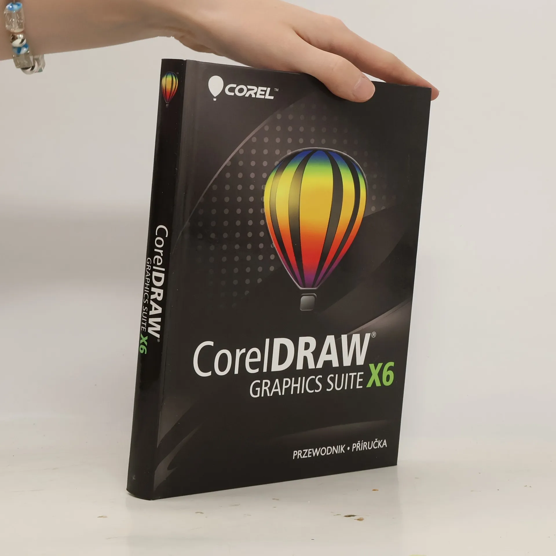 CorelDRAW Graphics Suite X6 | Kniha | pevná | kolektiv | PL