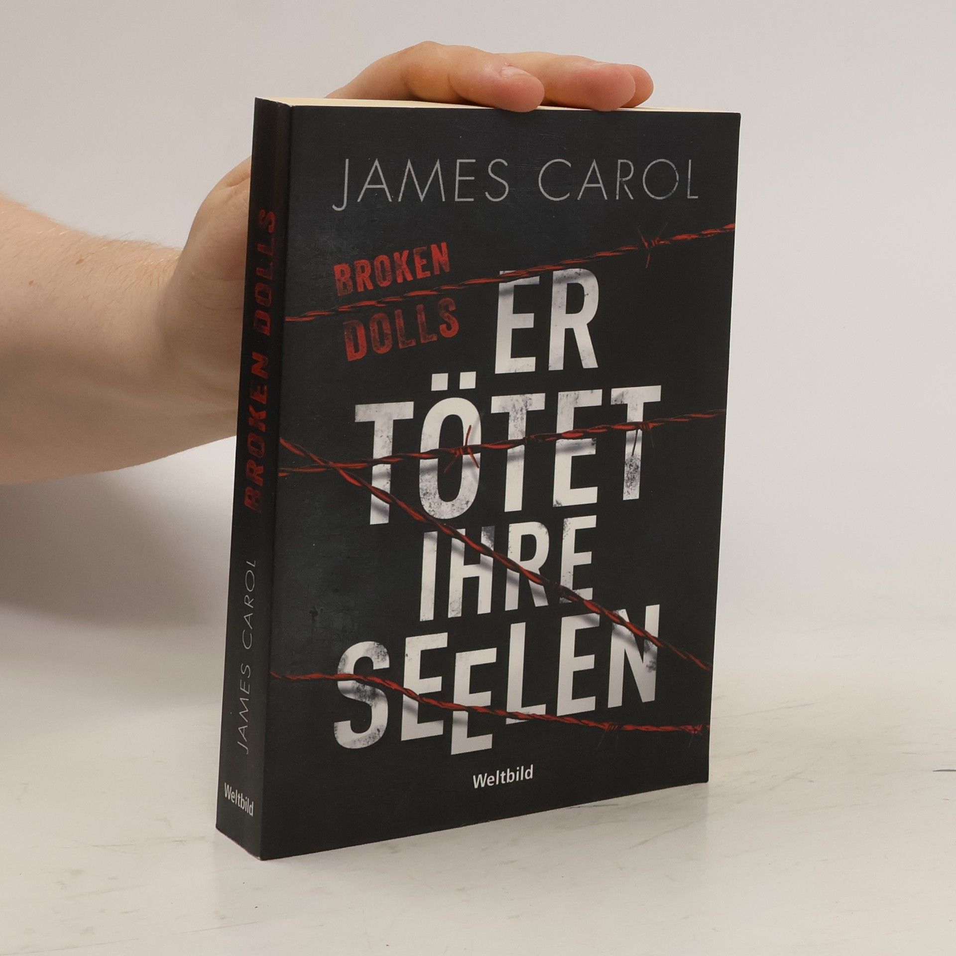 Broken dolls - er tötet ihre Seelen