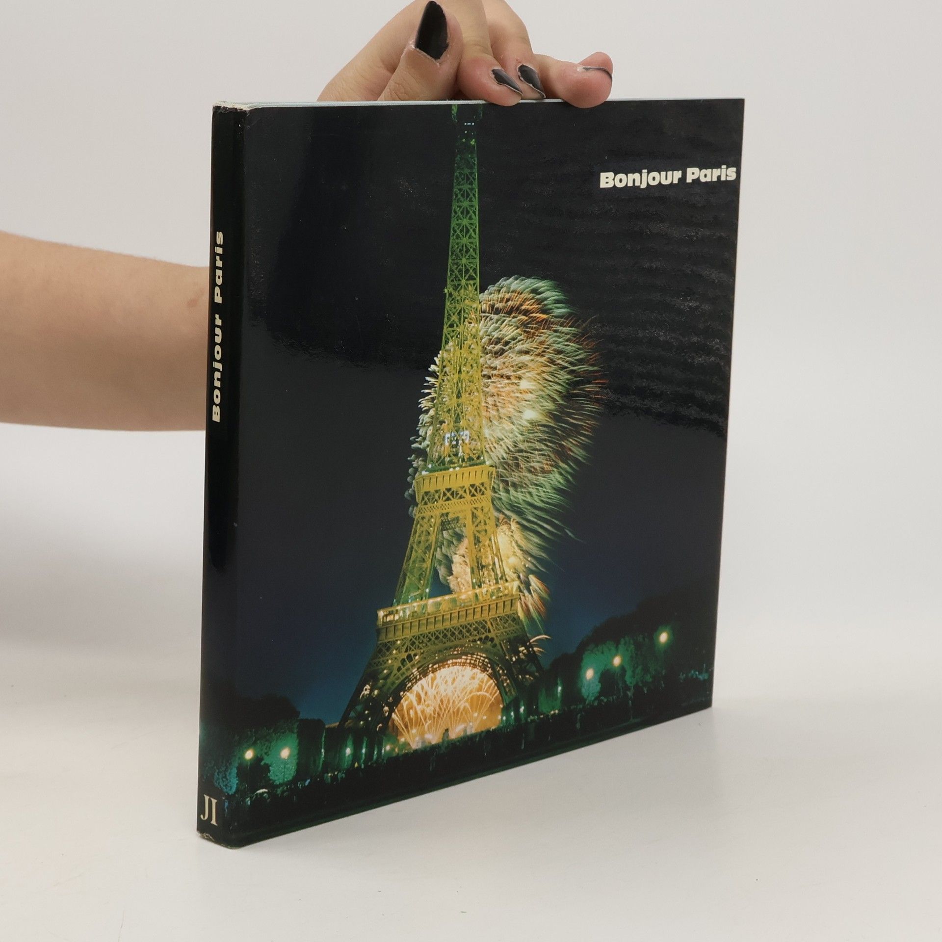 kolektiv Bonjour Paris