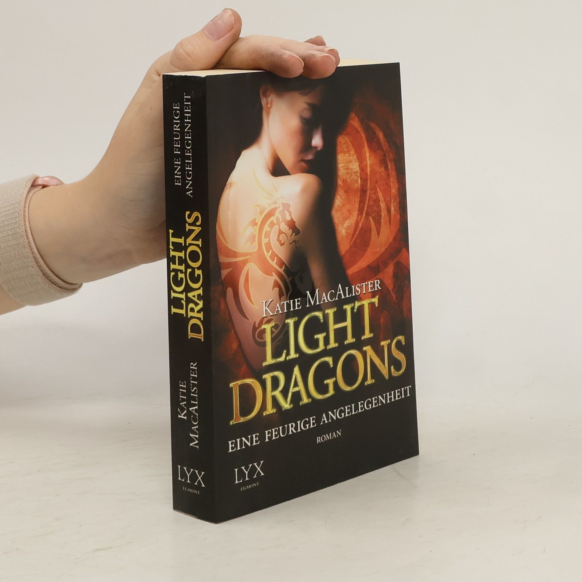 Katie MacAlister Light Dragons 2