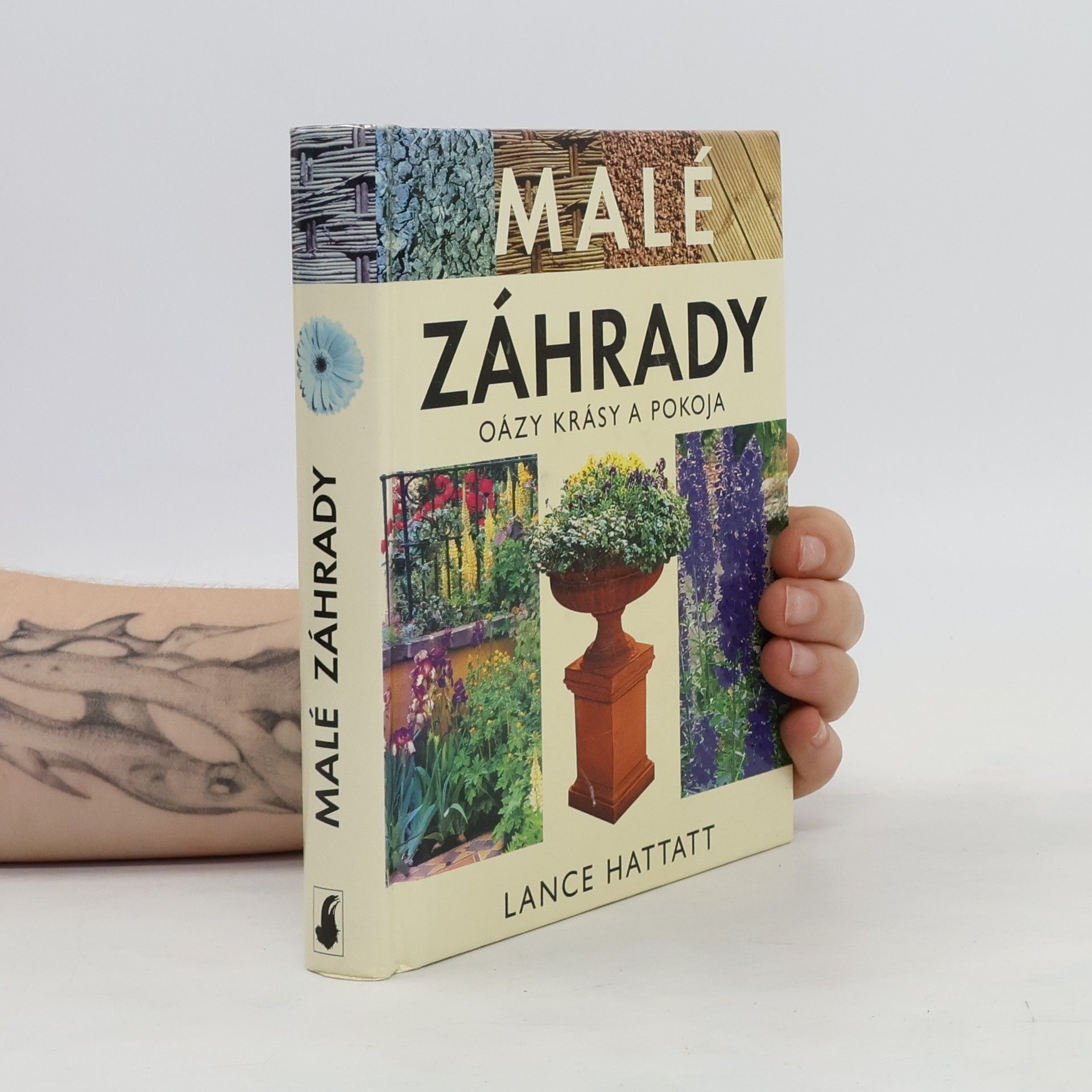 Lance Hattatt Malé záhrady