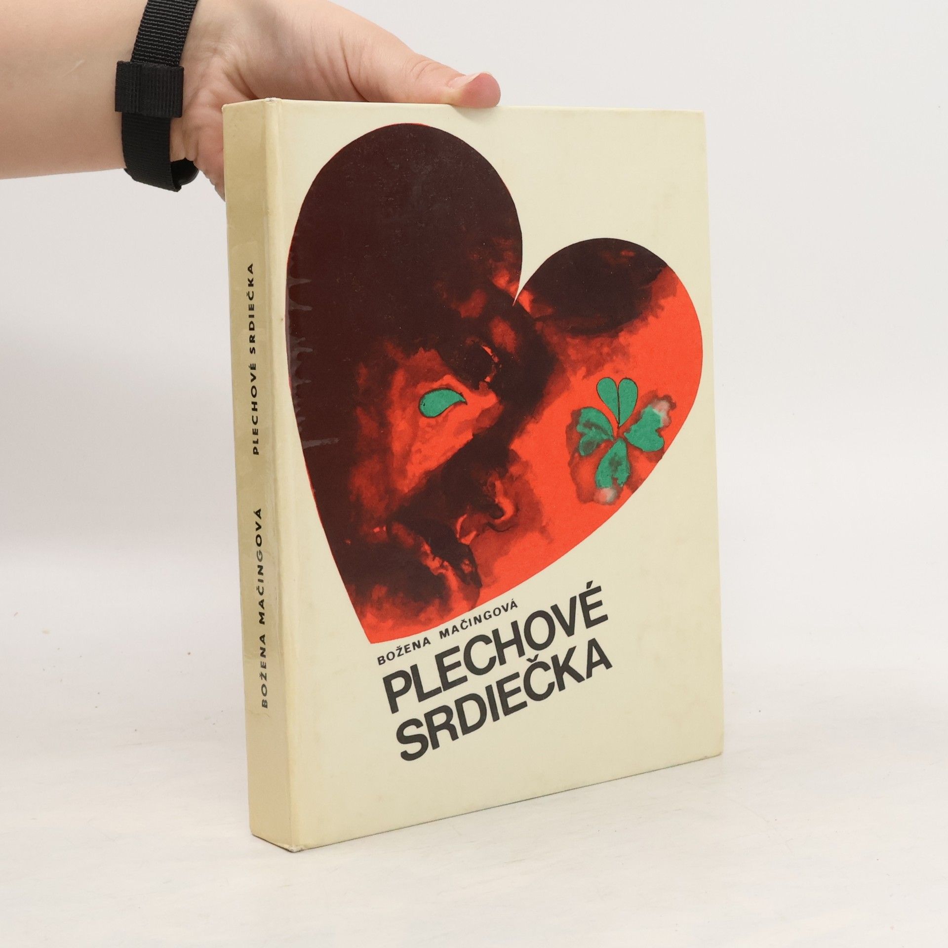 Božena Mačingová Plechové srdiečka