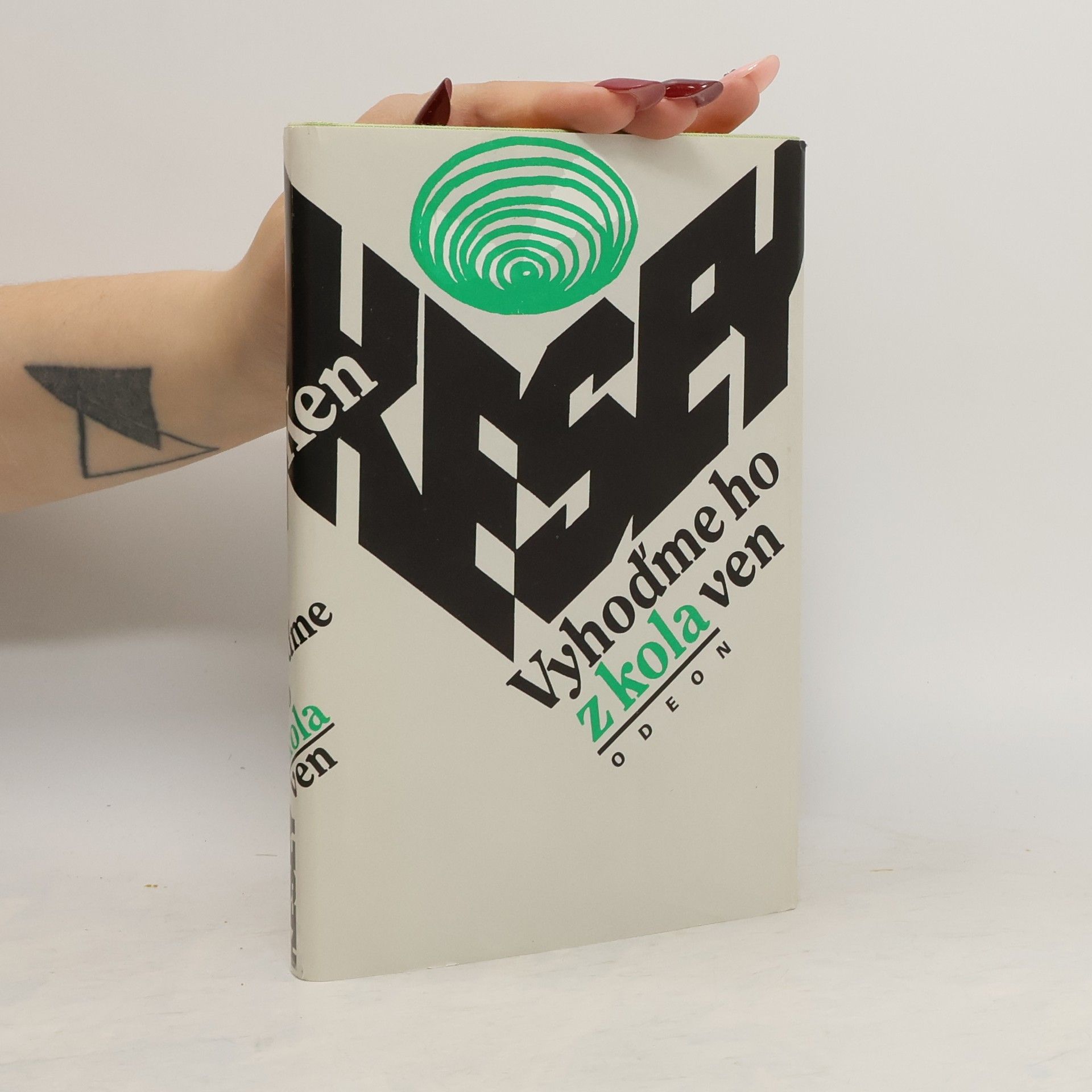Ken Kesey Vyhoďme ho z kola ven