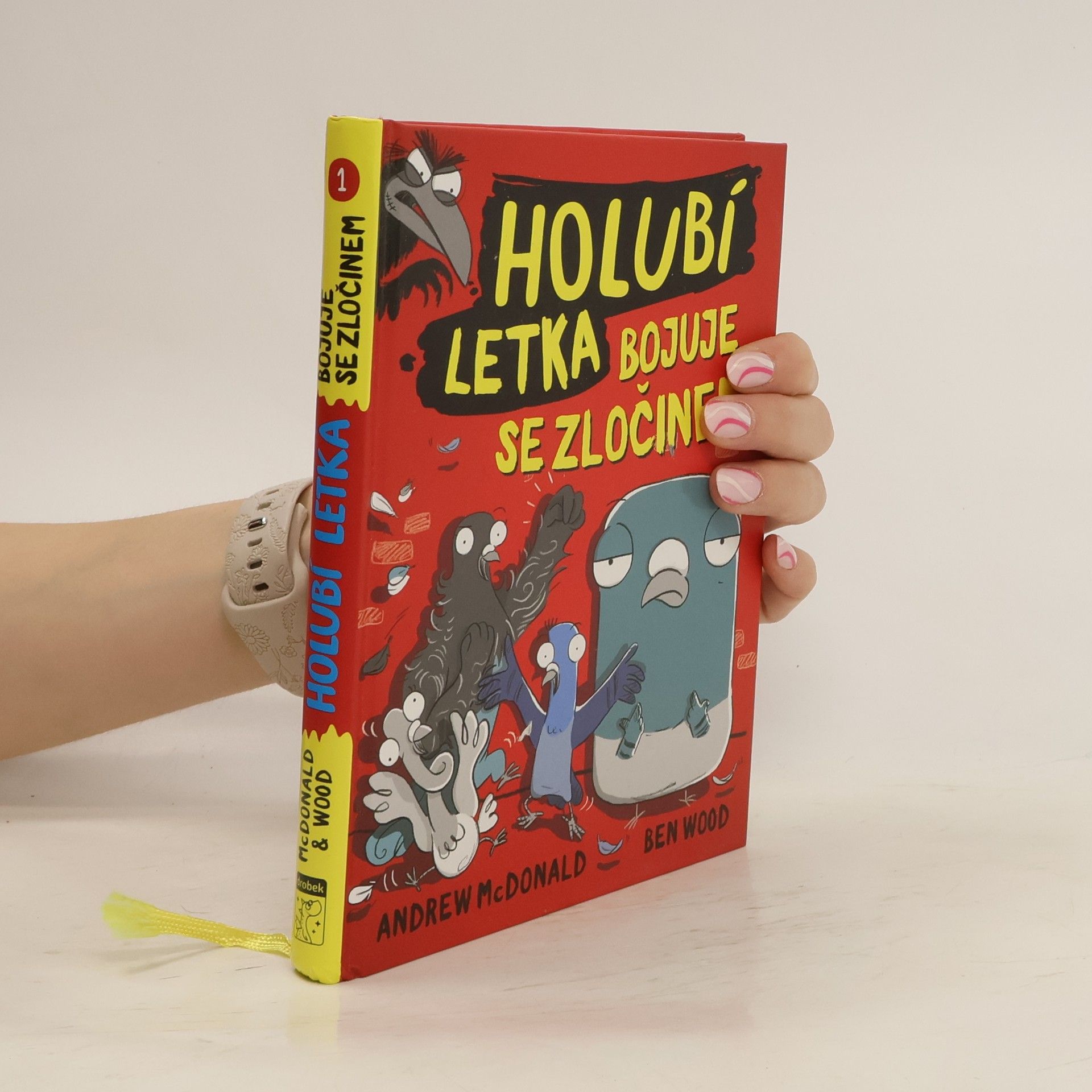 Andrew McDonald Holubí letka bojuje se zločinem
