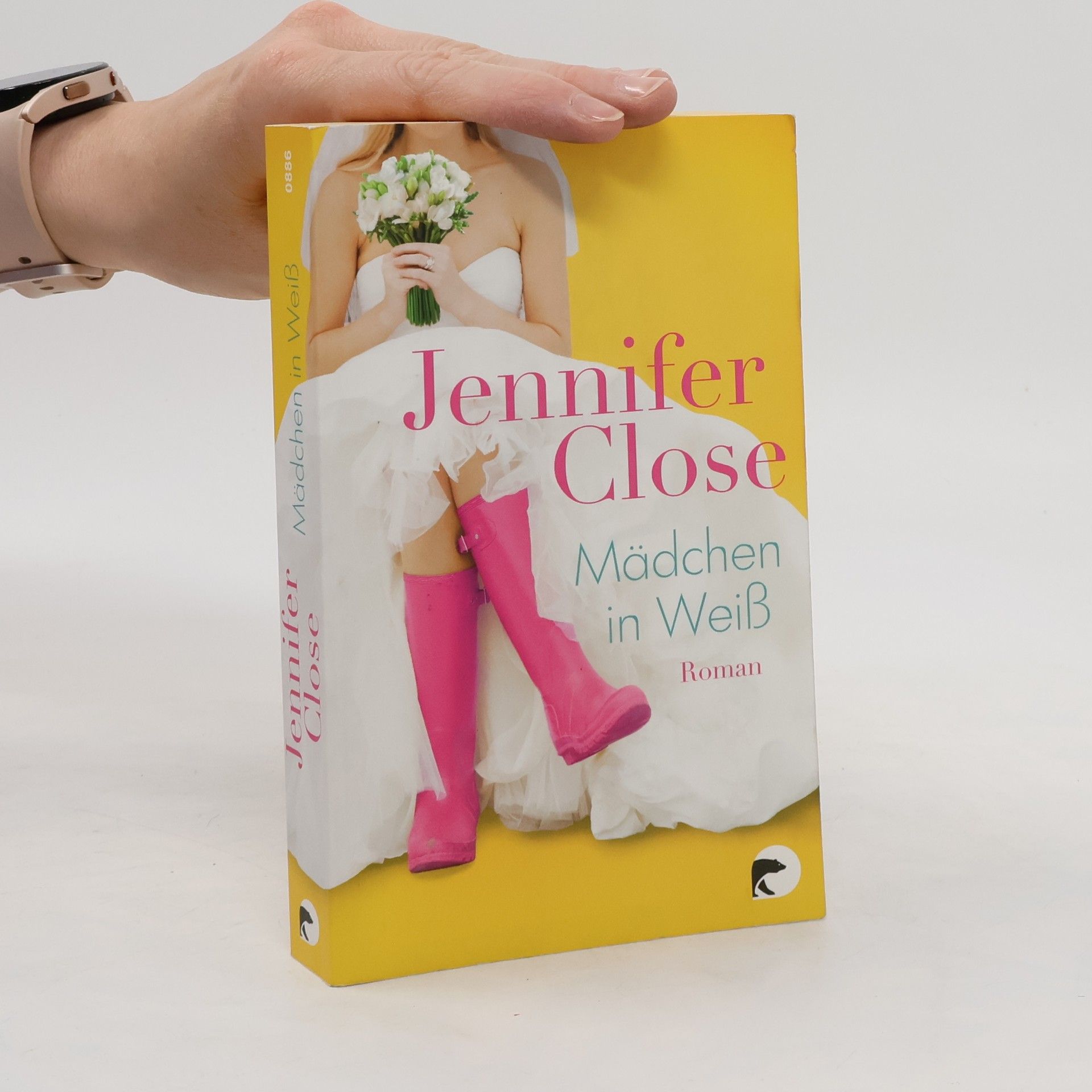 Jennifer Close Mädchen in Weiß
