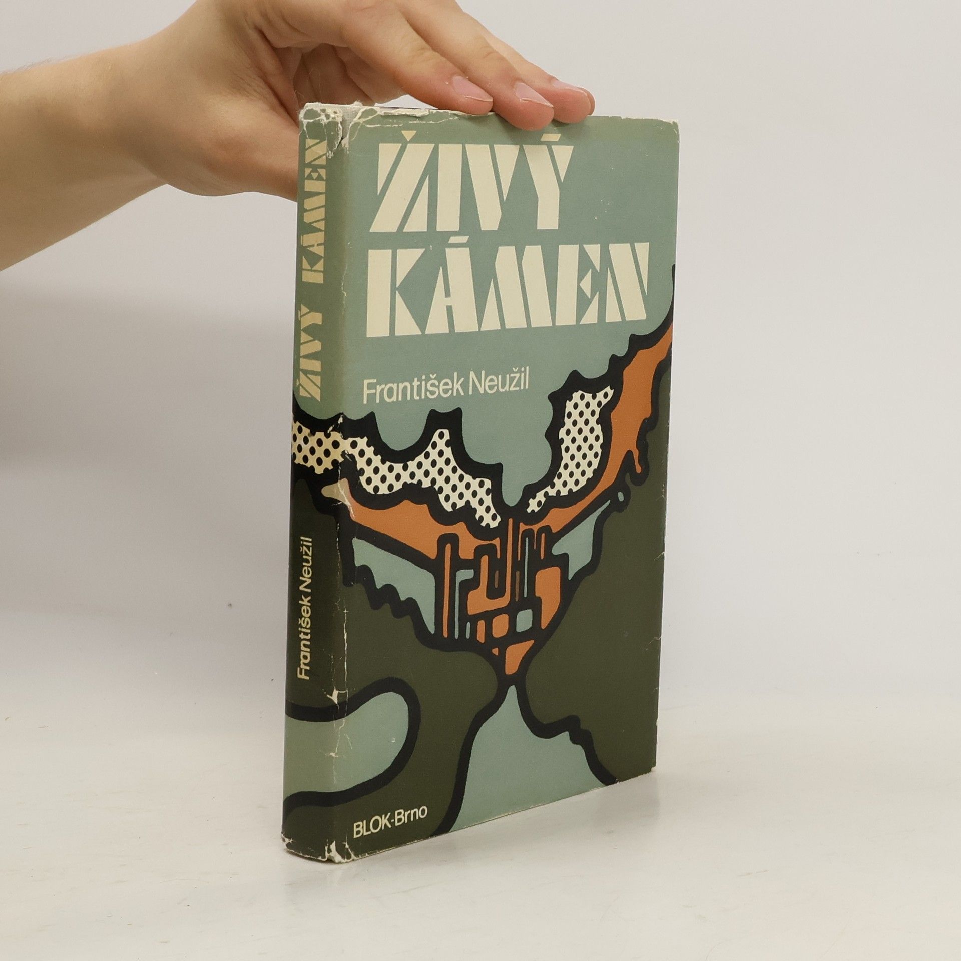 František Neužil Živý kámen