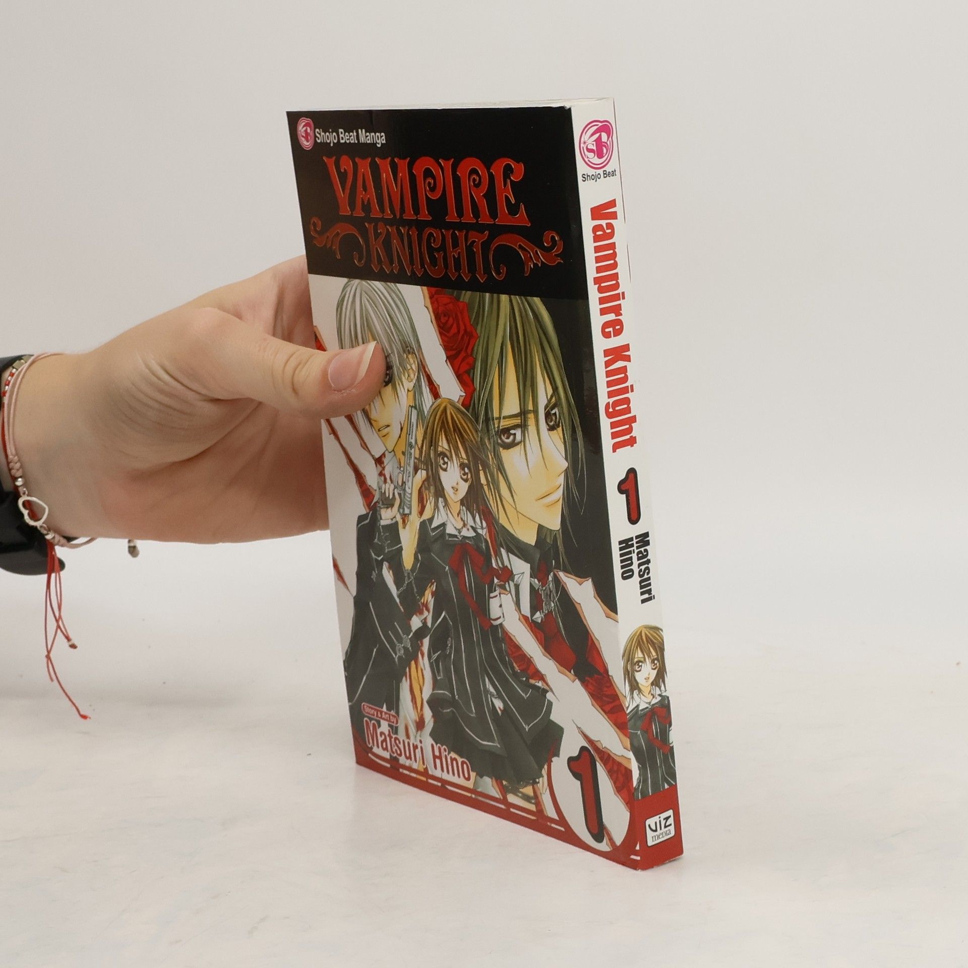 Matsuri Hino Vampire knight. Vol. 1