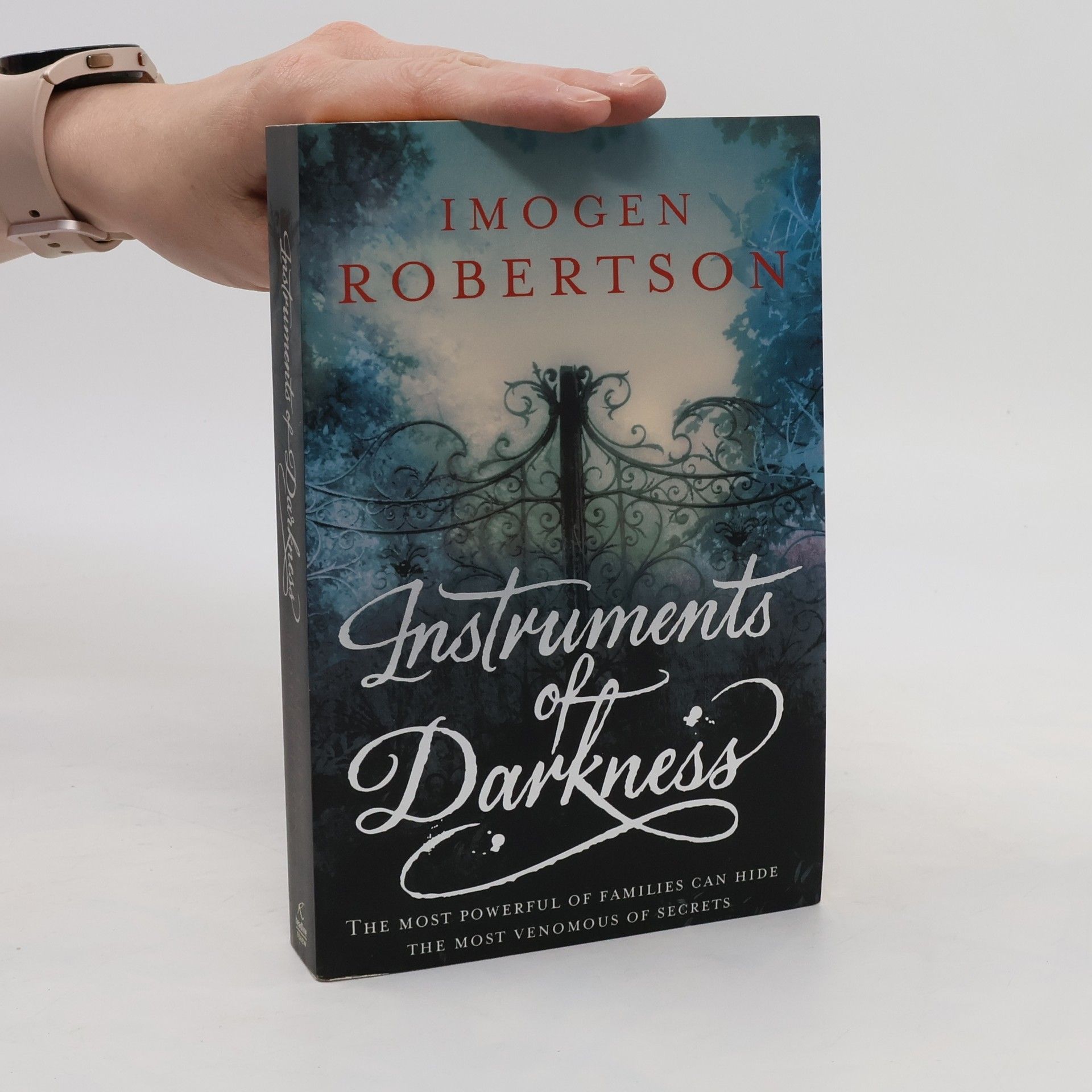 Imogen Robertson Instruments of Darkness