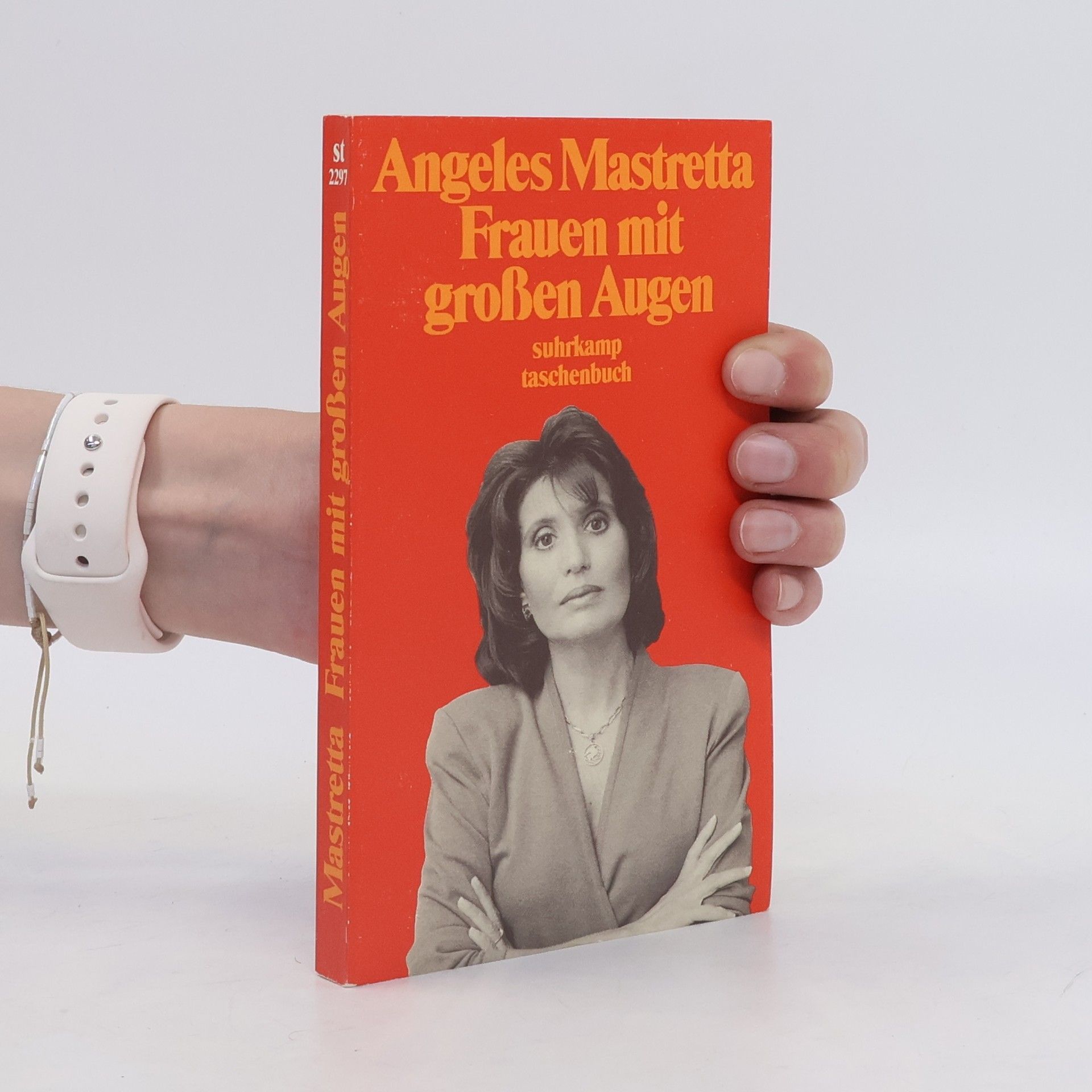 A. ngeles Mastretta Frauen mit grossen Augen