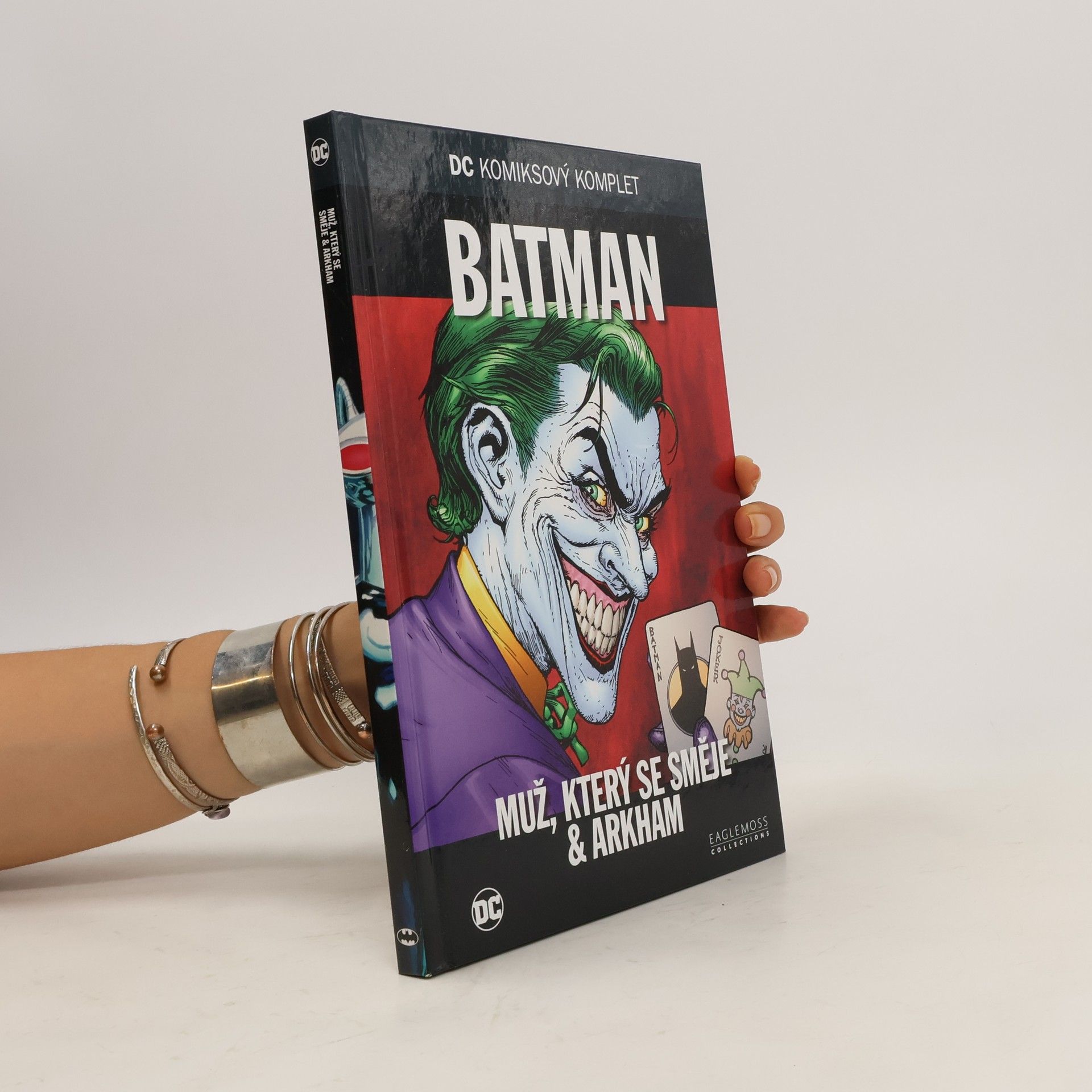 Ed Brubaker Batman. Muž, který se směje & Arkham