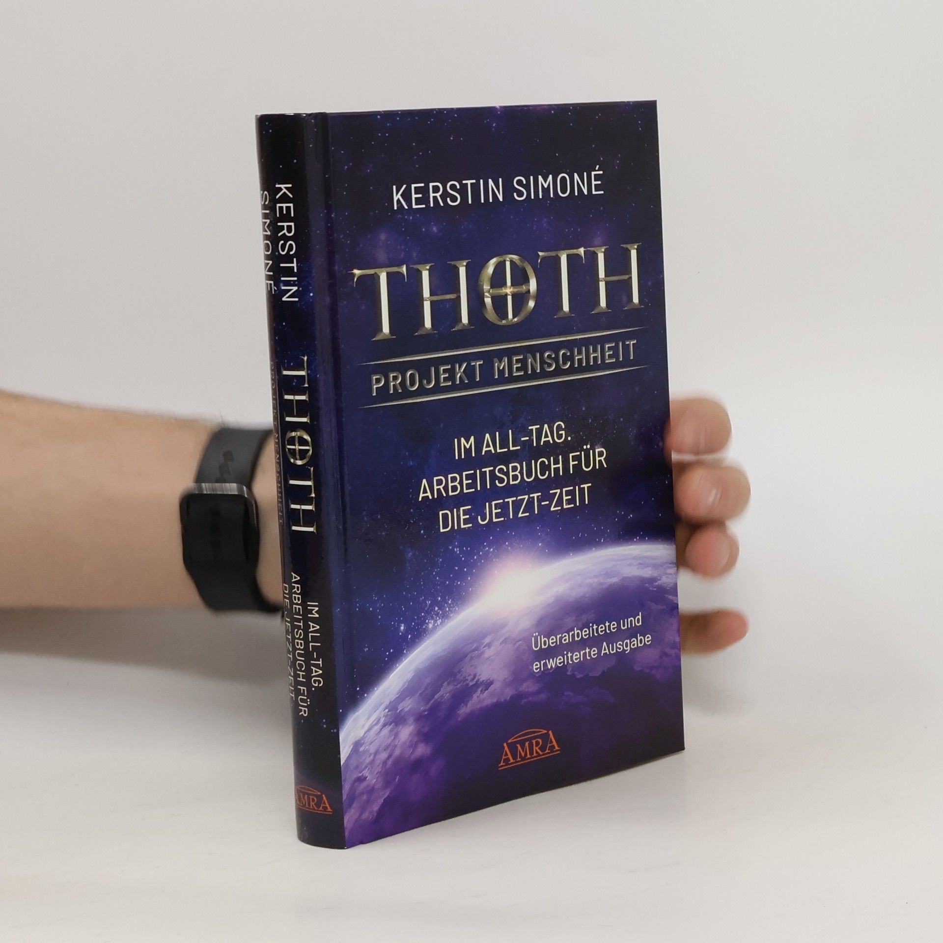 Kerstin Simoné Thoth, Projekt Menschheit, im All-Tag