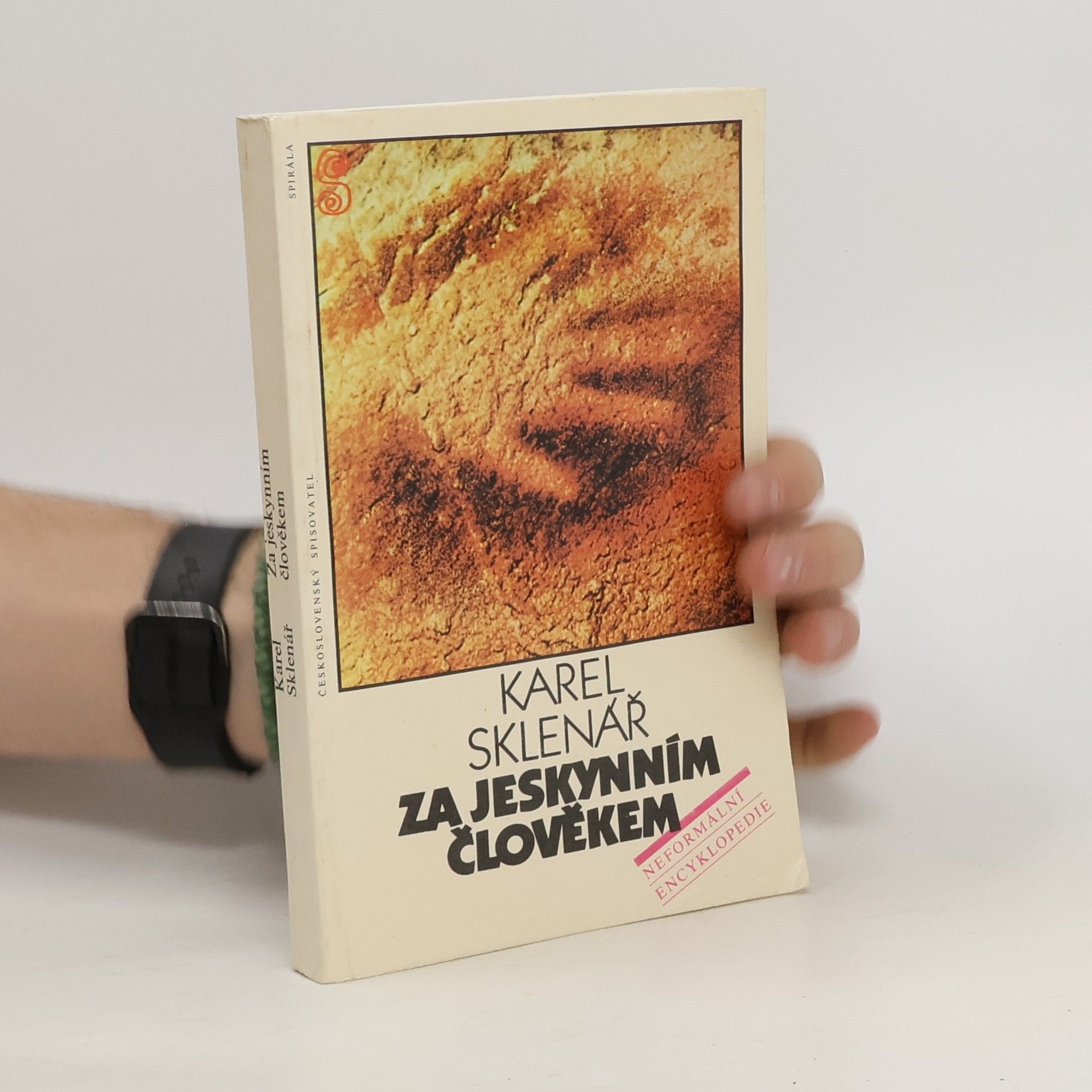 Karel Sklenář Za jeskynním člověkem