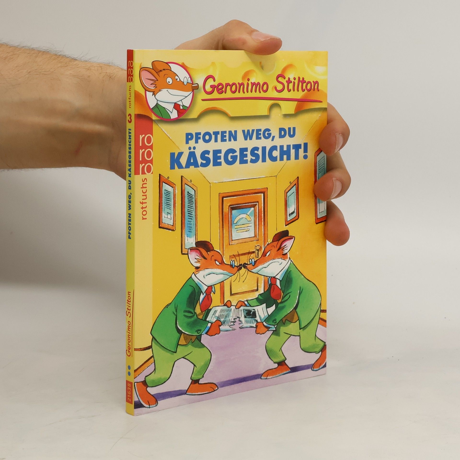 Elisabetta Dami Pfoten weg, du Käsegesicht!