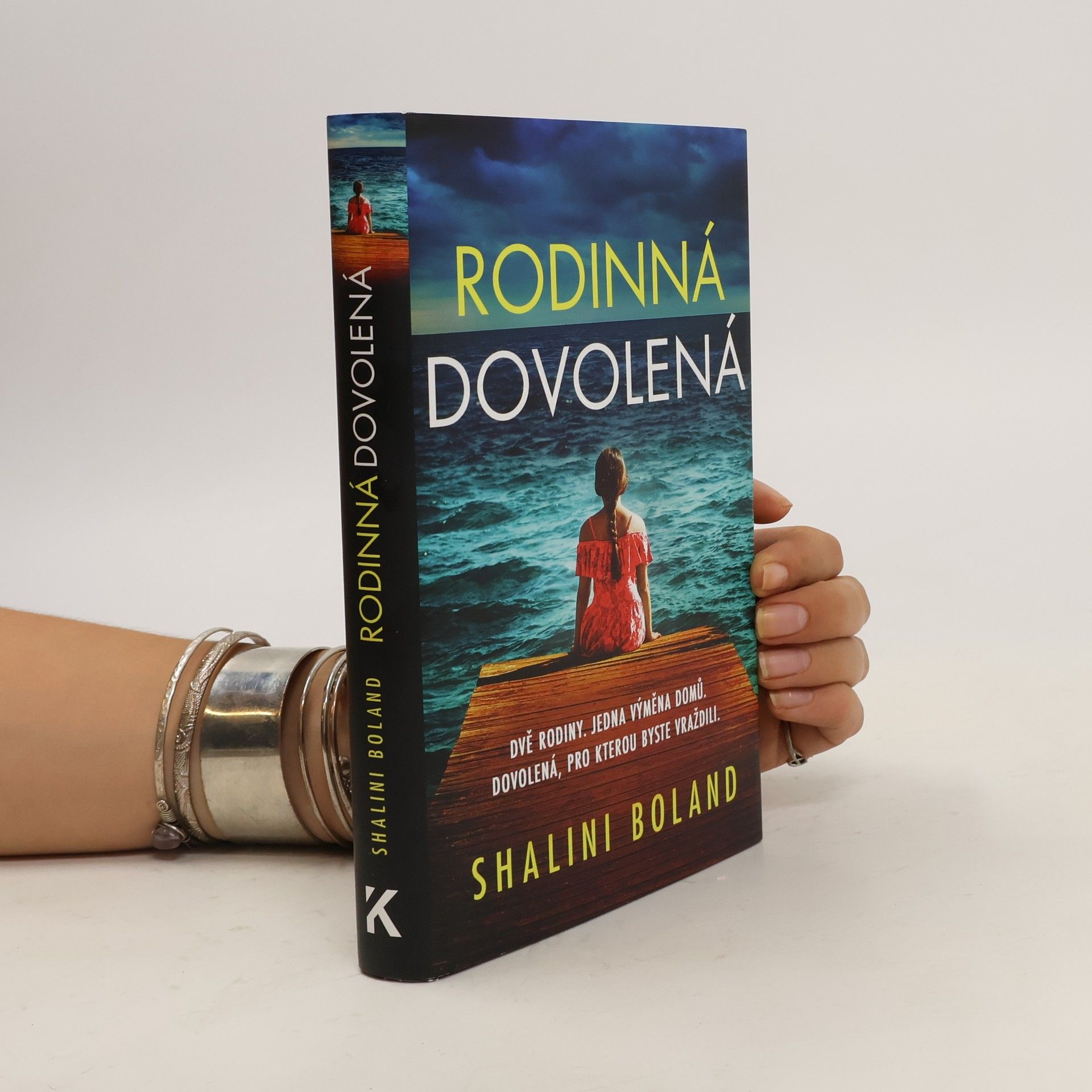 Shalini Boland Rodinná dovolená